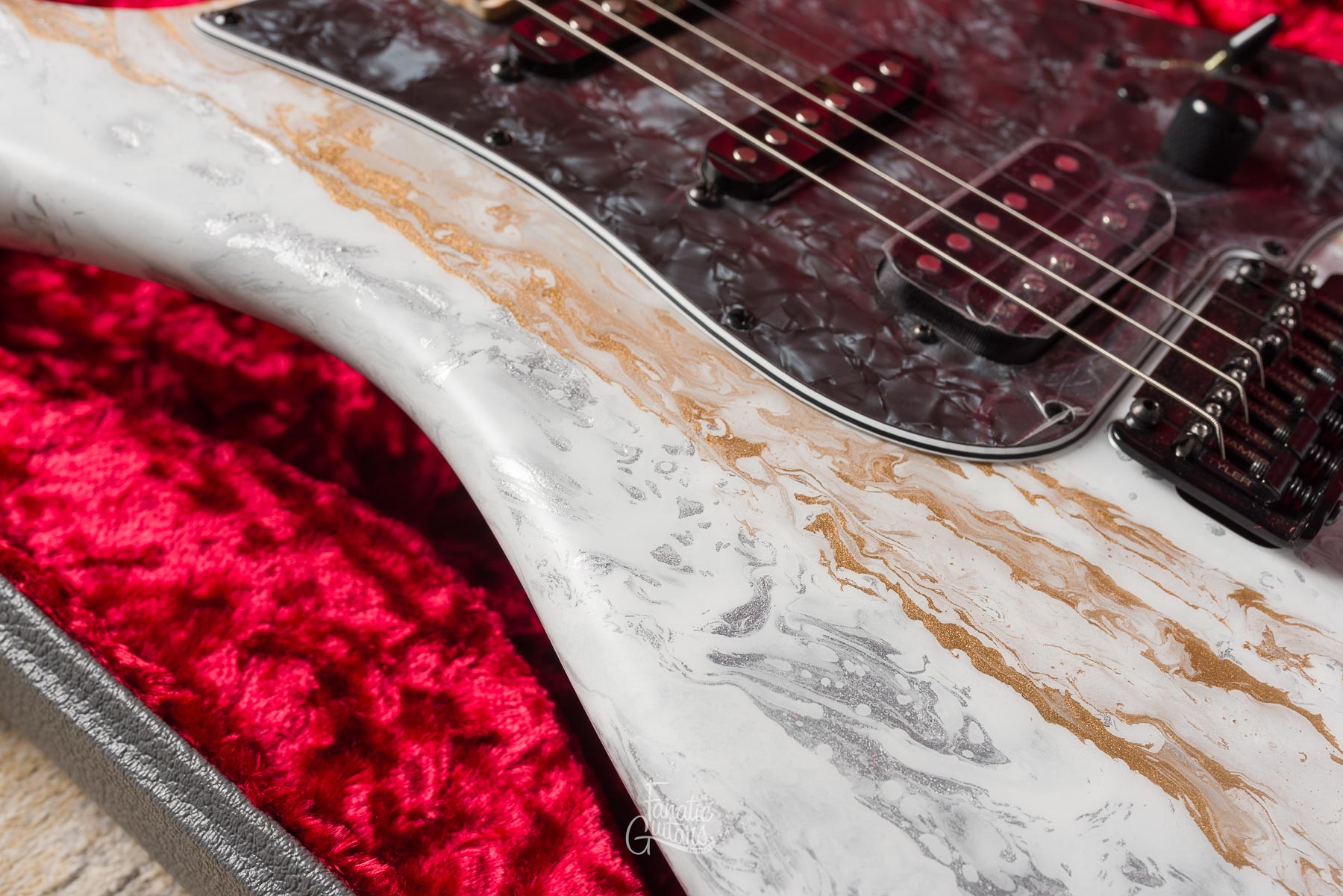 James Tyler Studio Elite HDX - White Shmear #26021