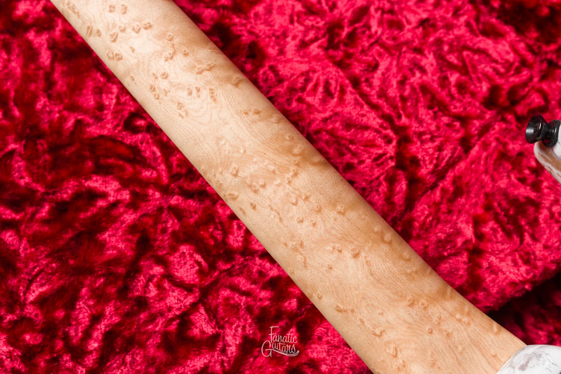 James Tyler Studio Elite HDX - White Shmear #26021