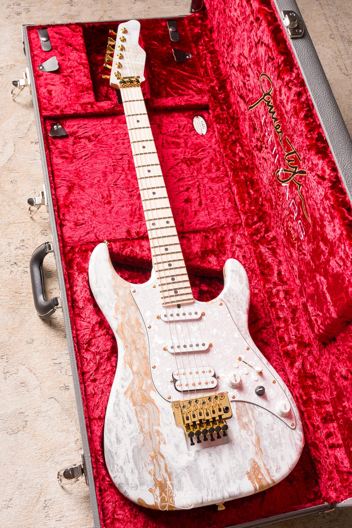 James Tyler Studio Elite HDX - White Shmear #26536
