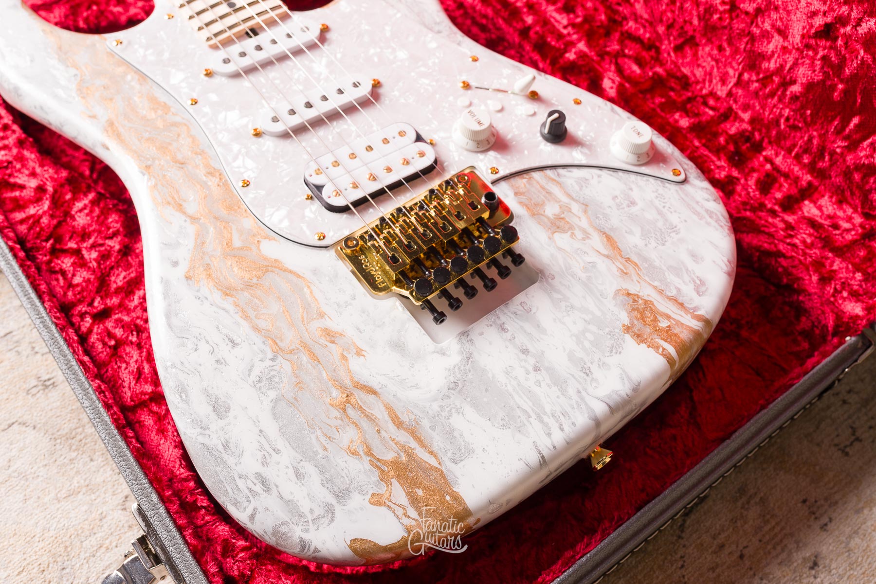 James Tyler Studio Elite HDX - White Shmear #26536
