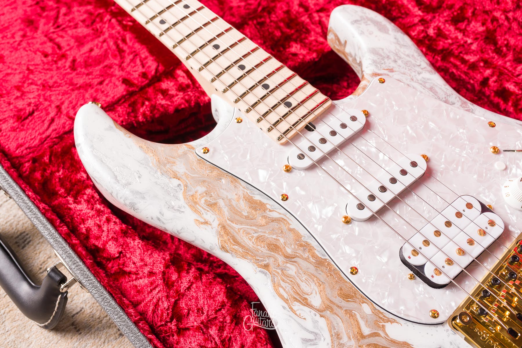 James Tyler Studio Elite HDX - White Shmear #26536