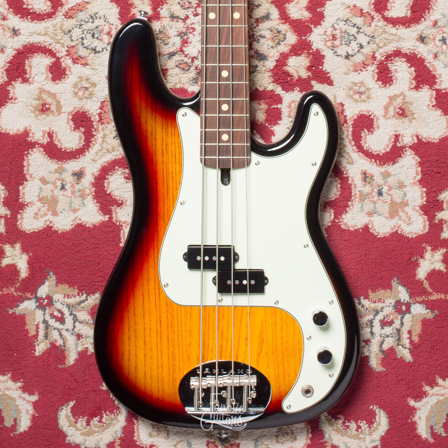 Lakland Skyline P s44-64 - Sunburst #230510825 Segunda Mano