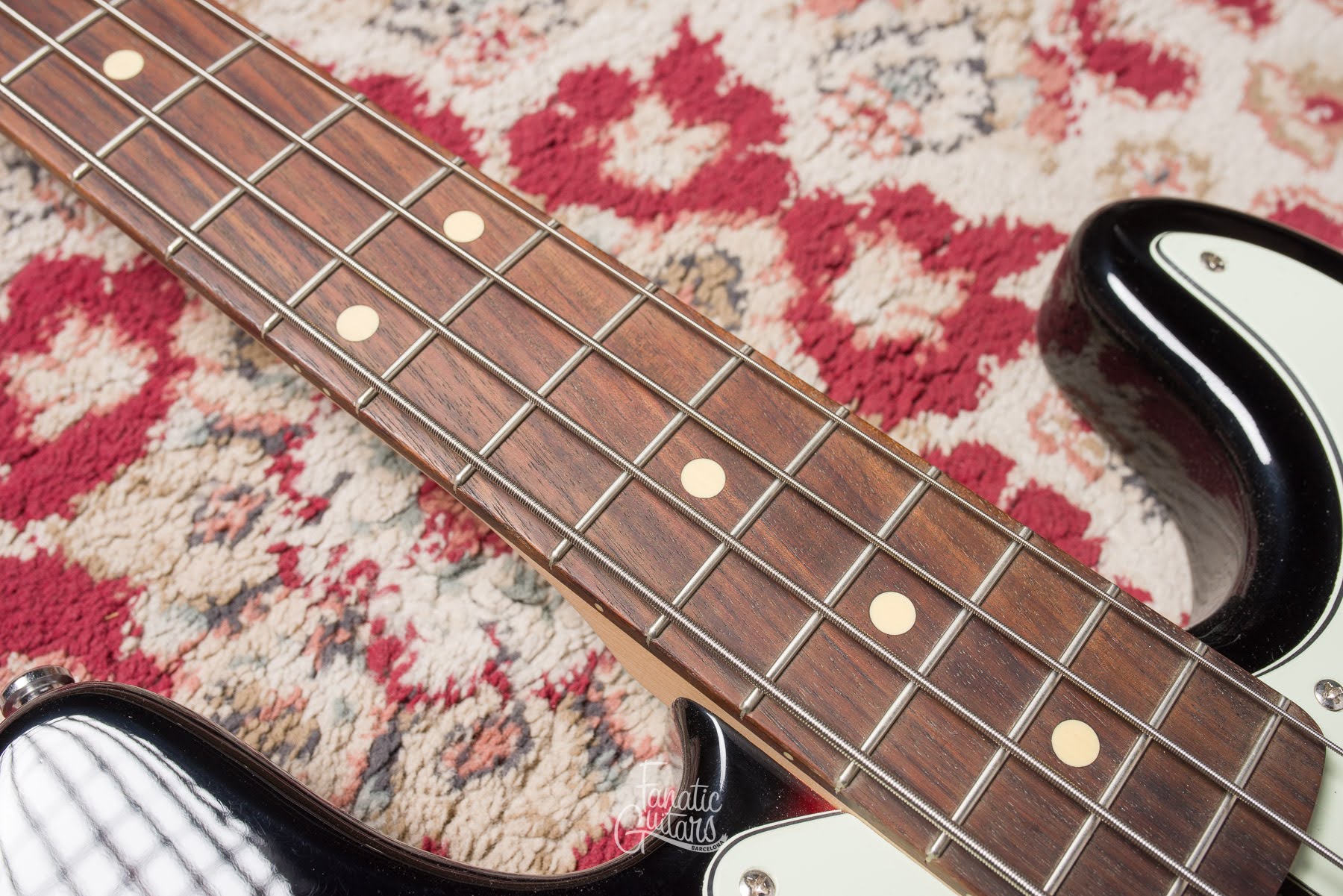 Lakland Skyline P s44-64 - Sunburst #230510825 Segunda Mano