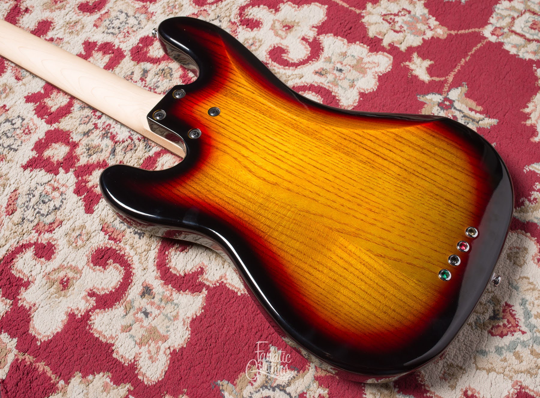 Lakland Skyline P s44-64 - Sunburst #230510825 Segunda Mano