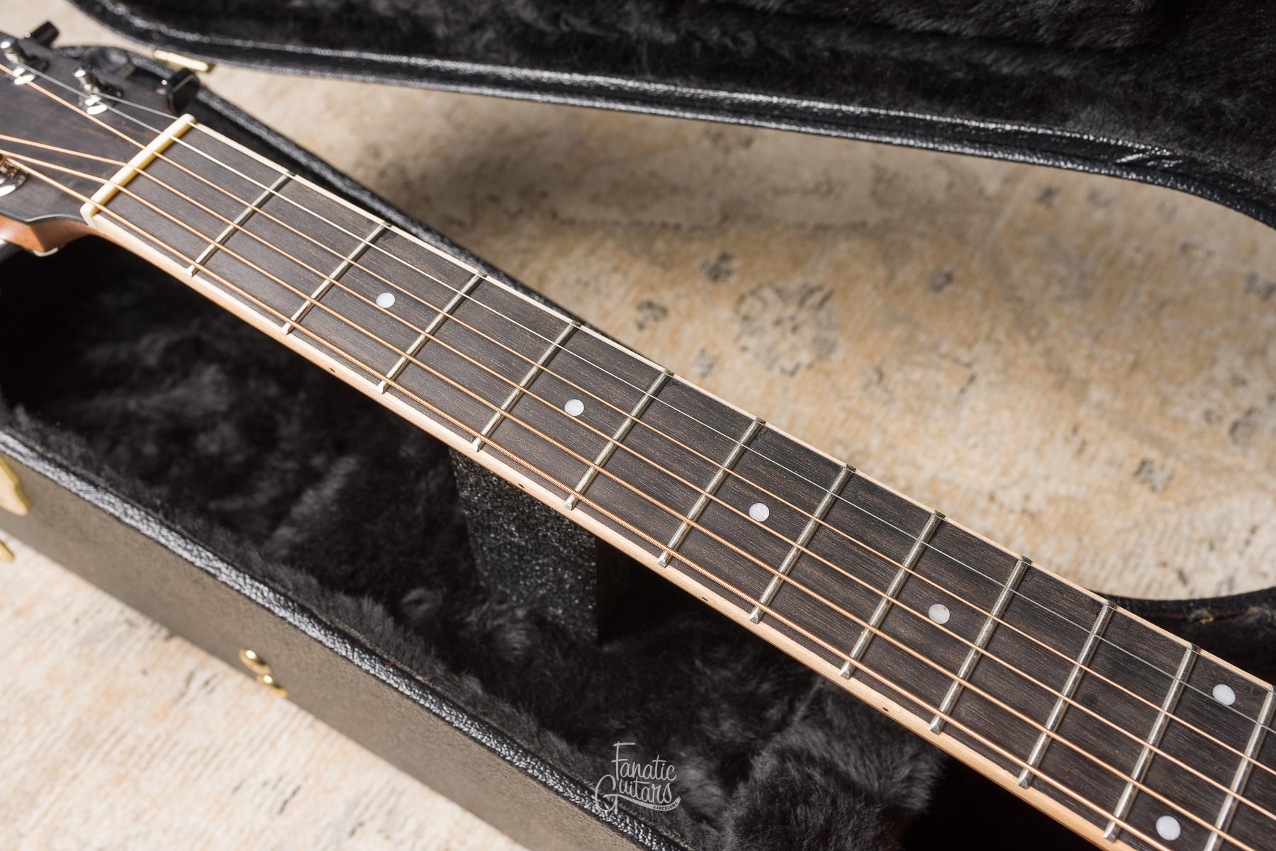 Larrivée D-03E Mahogany w/Stage Pro Element