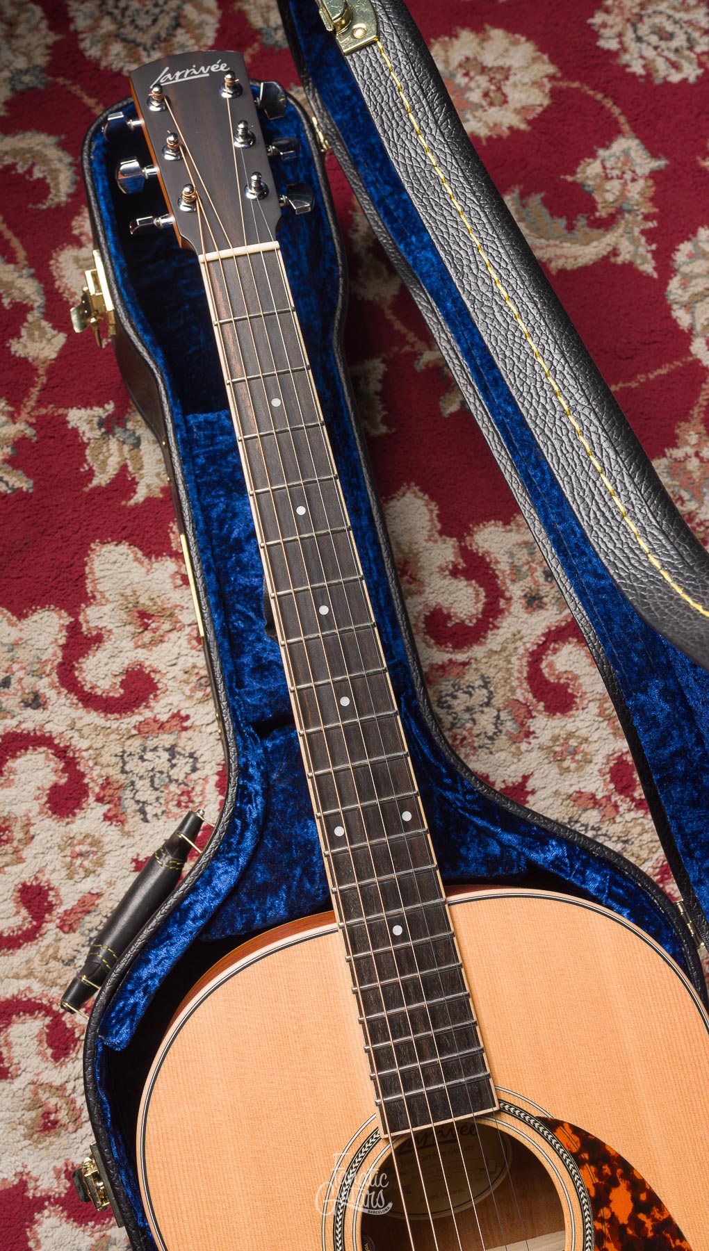 Larrivée L-03 Mahogany w/ LR Baggs Element #132602 Second Hand