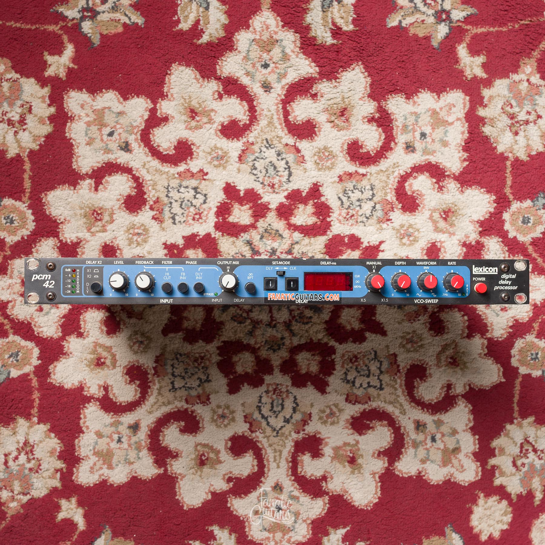 Lexicon PCM 42 Digital Delay Processor #42-2637 Segunda Mano