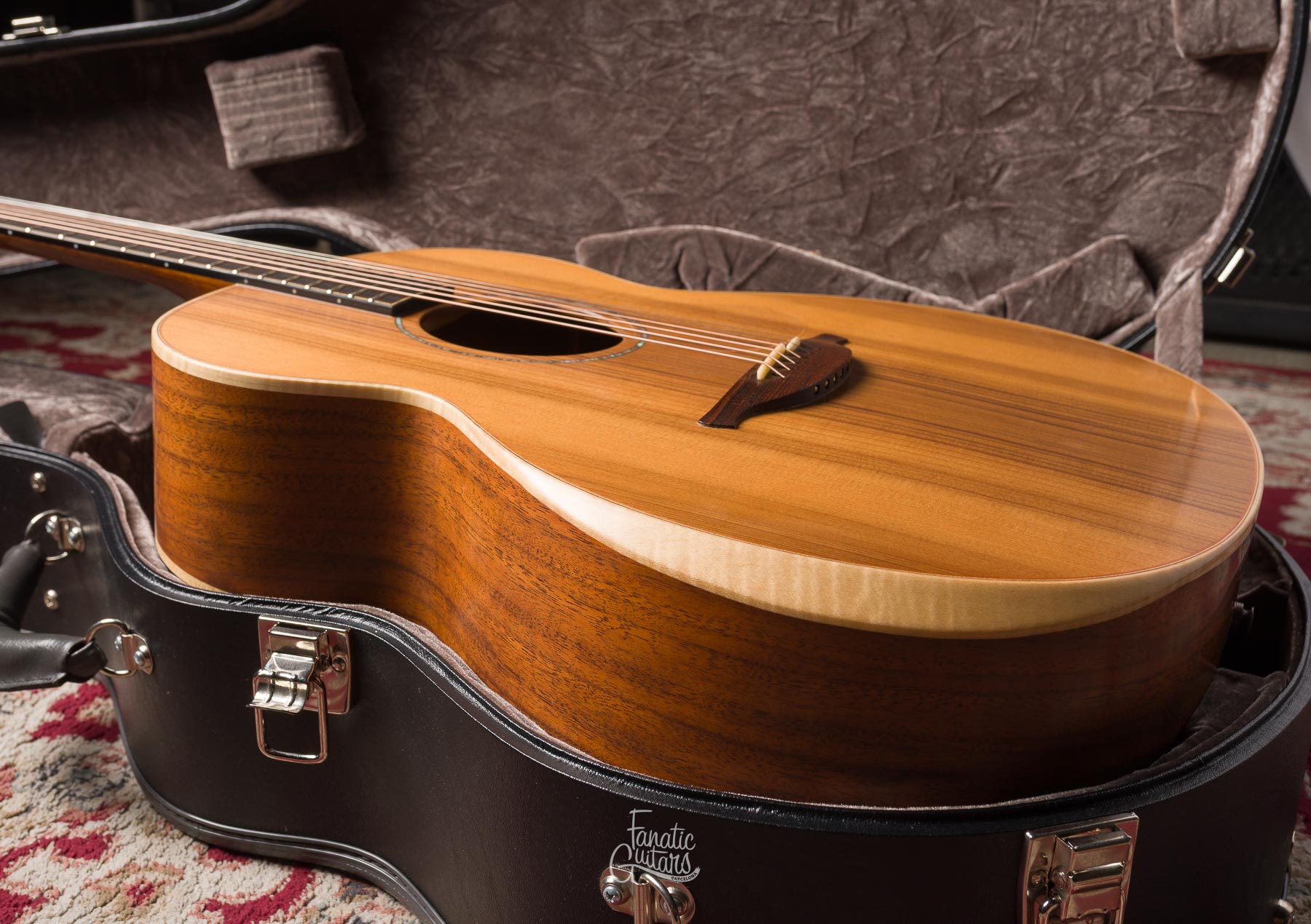 Lowden O-35 Walnut/Cedar #23316 Second Hand
