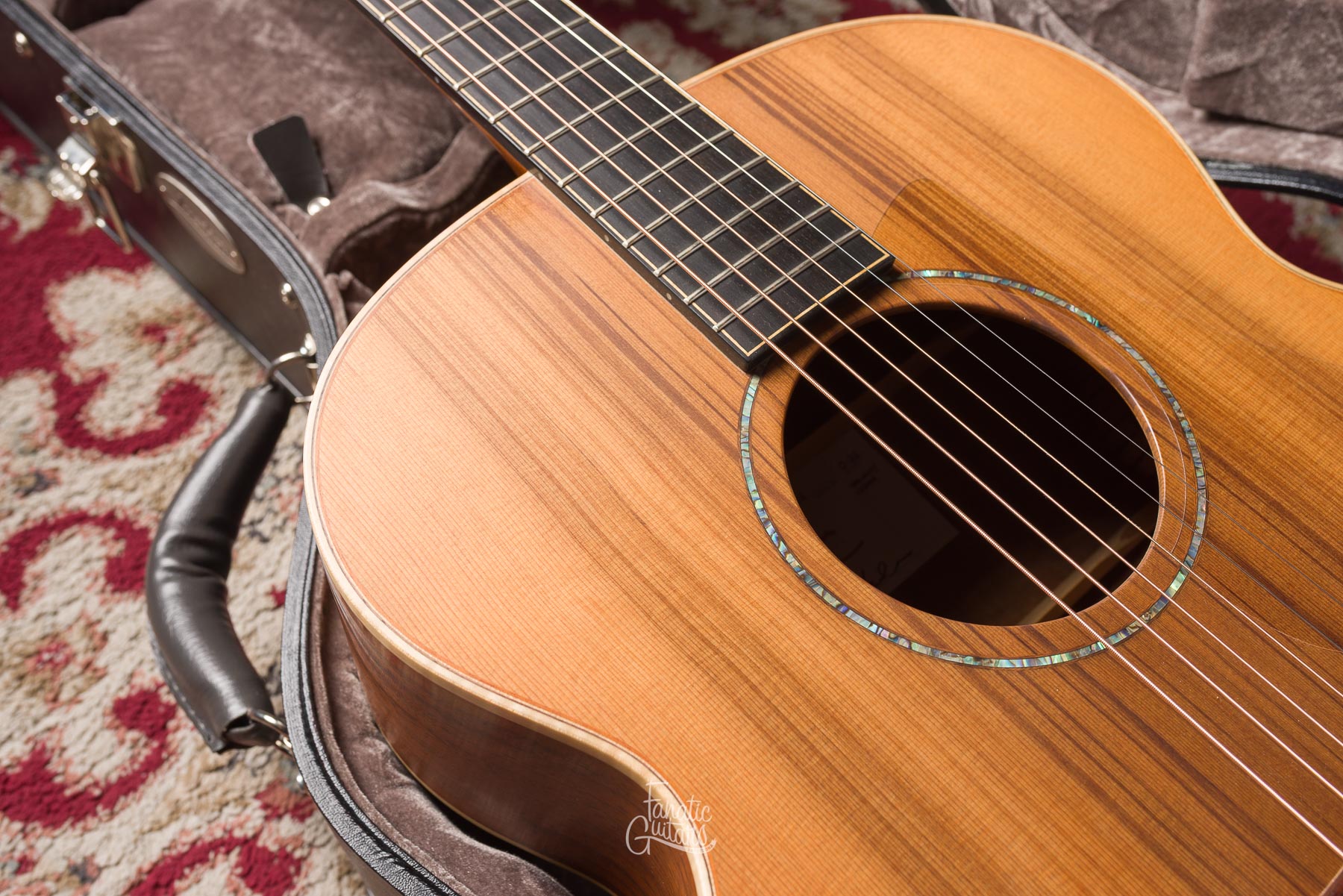 Lowden O-35 Walnut/Cedar #23316 Second Hand