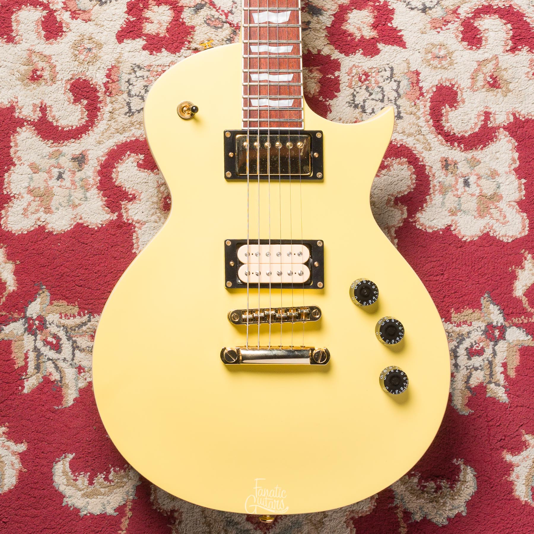 LTD EC-256 - Vintage Gold Satin #IM23100201 Segunda Mano
