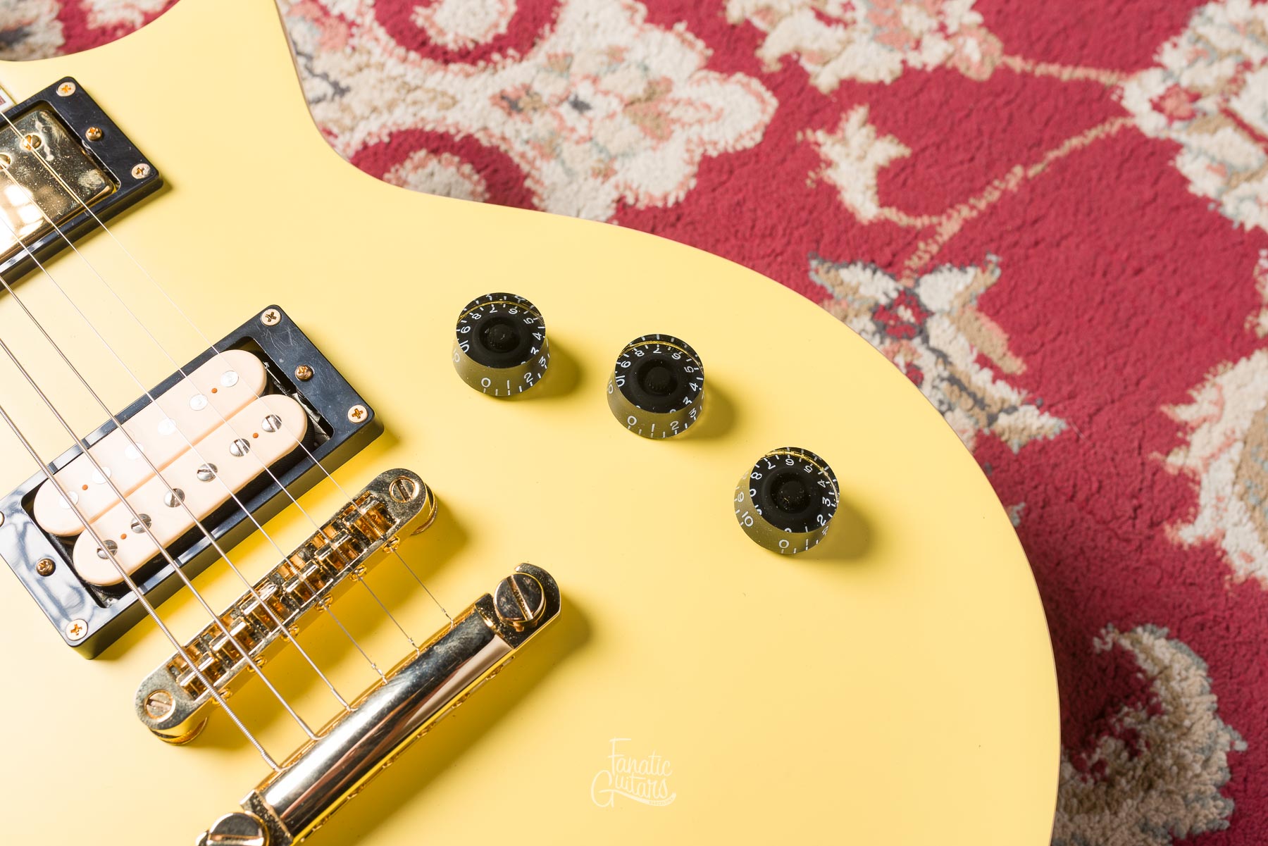 LTD EC-256 - Vintage Gold Satin #IM23100201 Segunda Mano