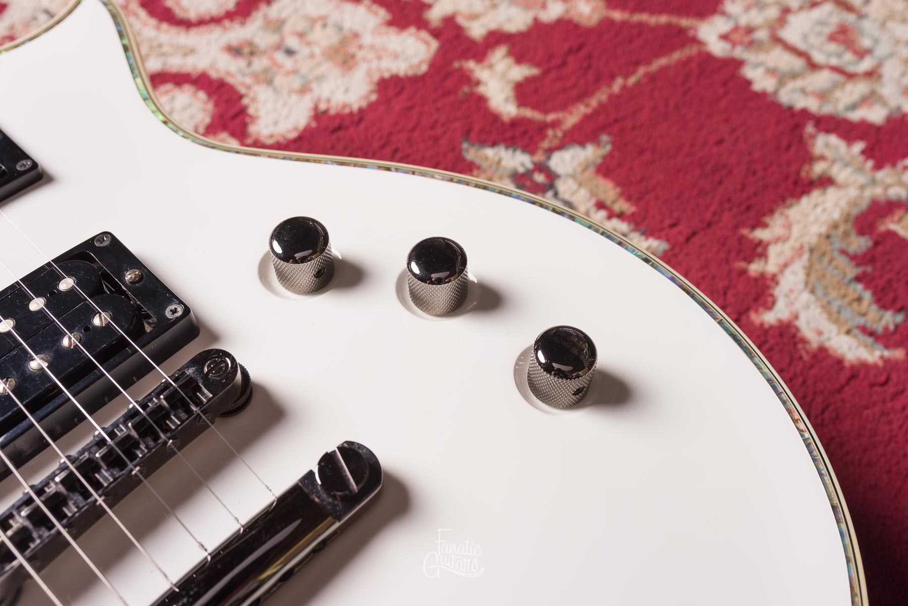 LTD EC1000 Snow White #R0812383 Second Hand