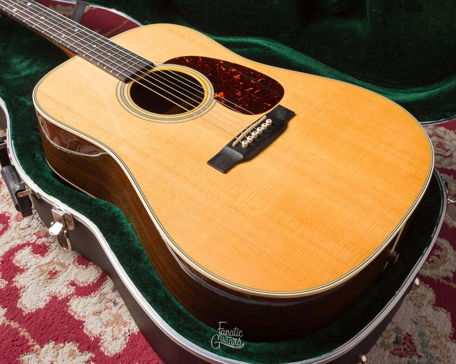 Martin D-28 + LR Baggs Element #2192481 Second Hand