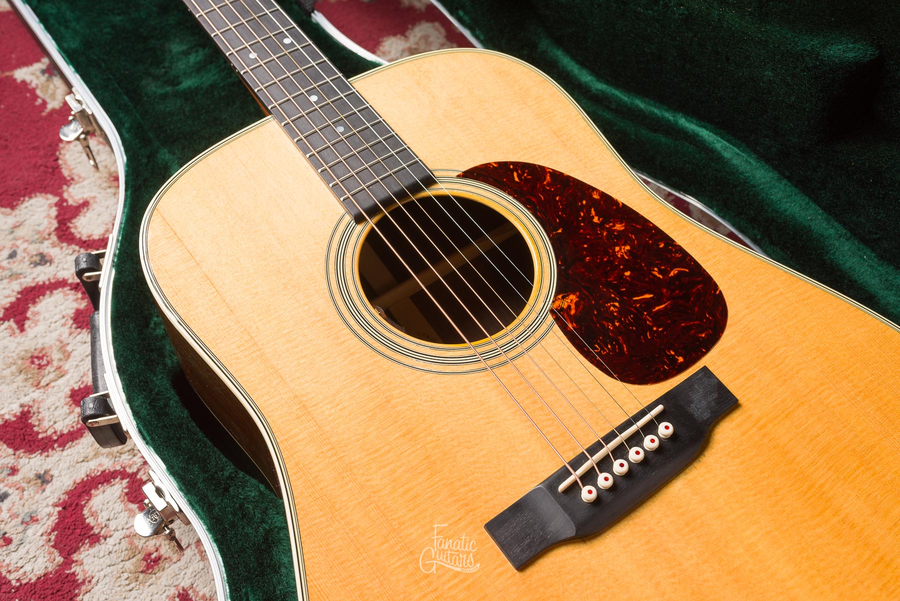 Martin D-28 + LR Baggs Element #2192481 Second Hand