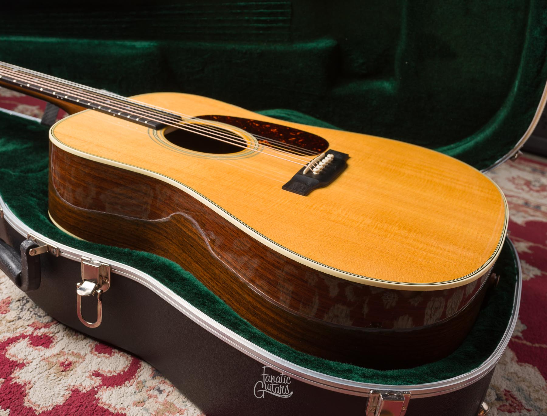 Martin D-28 + LR Baggs Element #2192481 Second Hand