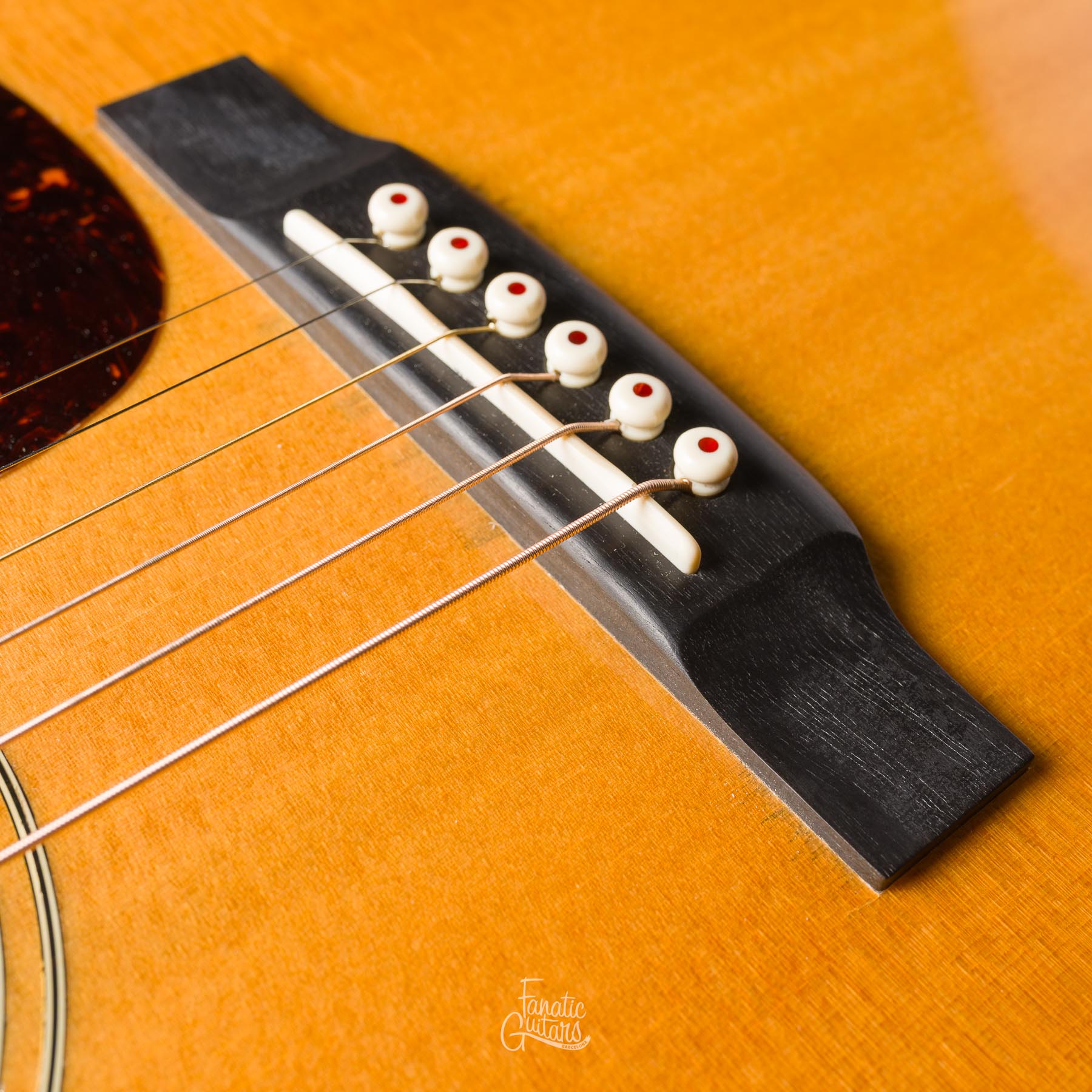 Martin D-28 + LR Baggs Element #2192481 Second Hand