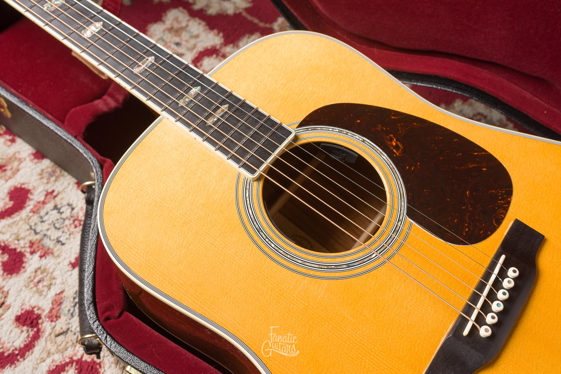 Martin Custom Shop D-40 #2556194 Segunda Mano