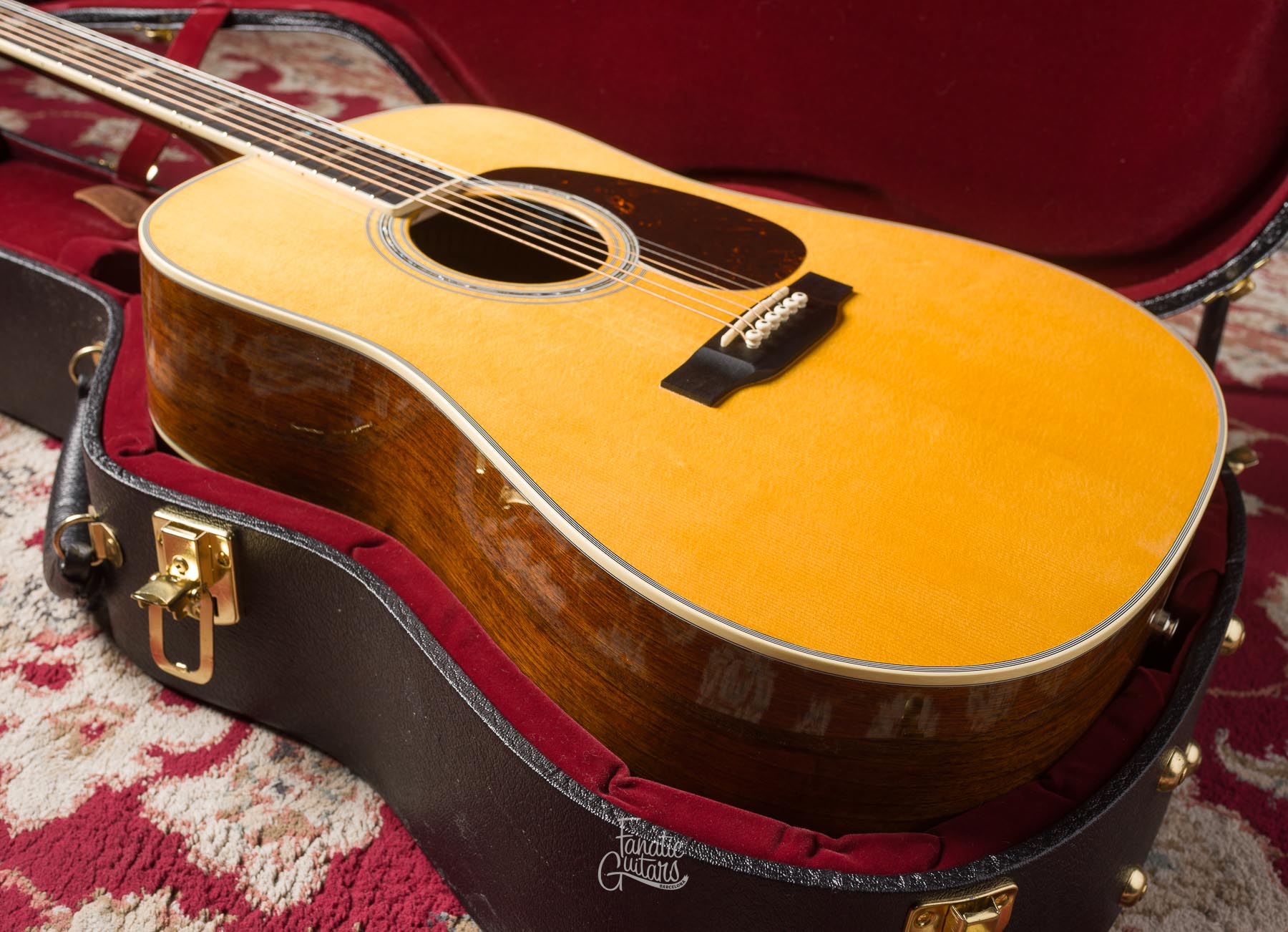 Martin Custom Shop D-40 #2556194 Segunda Mano