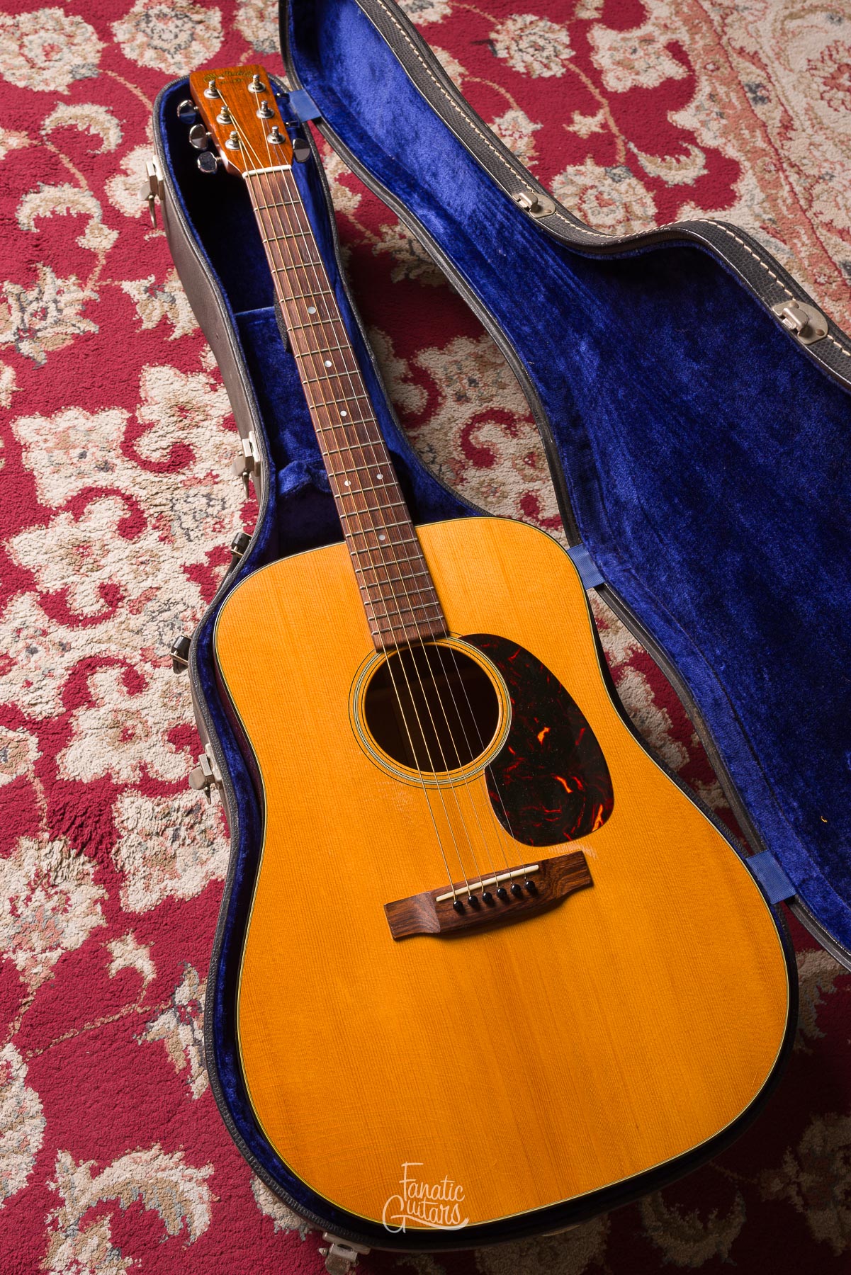 Martin Guitars D-18 1966 - Natural #216327 Second Hand