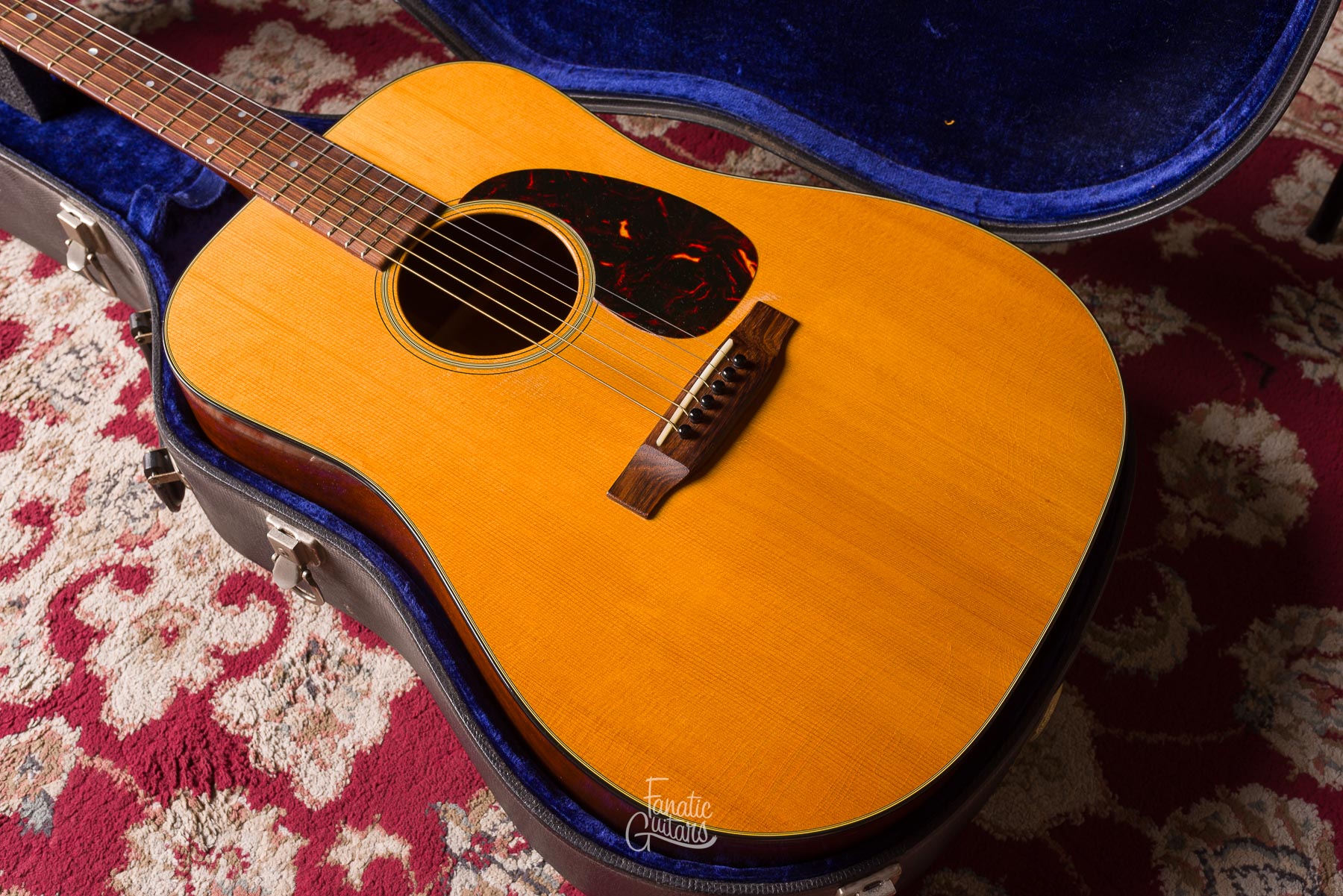 Martin Guitars D-18 1966 - Natural #216327 Second Hand
