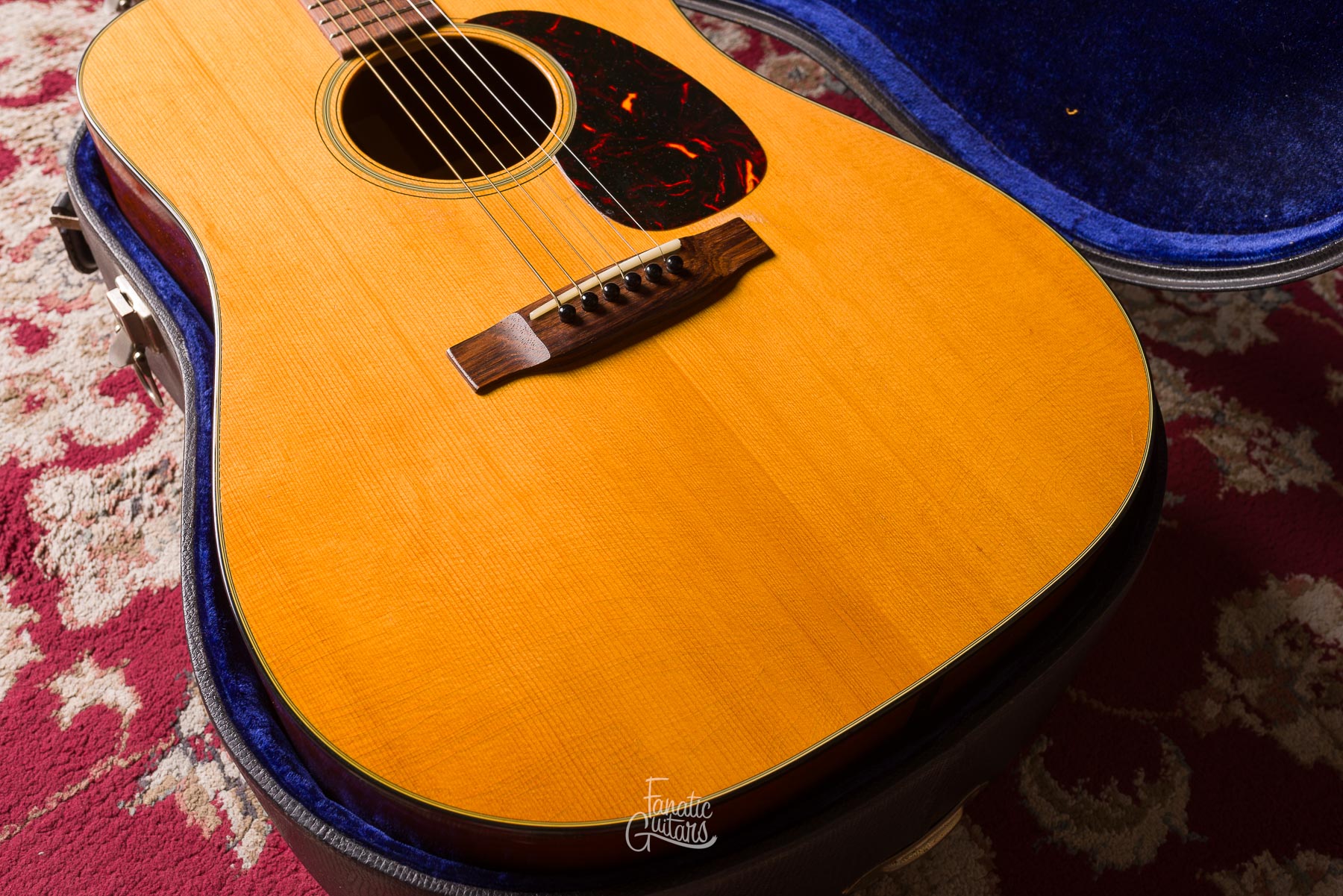 Martin Guitars D-18 1966 - Natural #216327 Second Hand