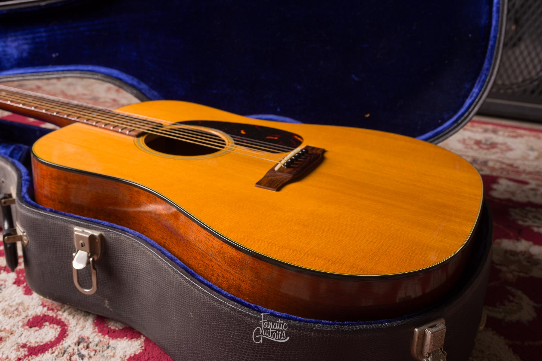 Martin Guitars D-18 1966 - Natural #216327 Second Hand