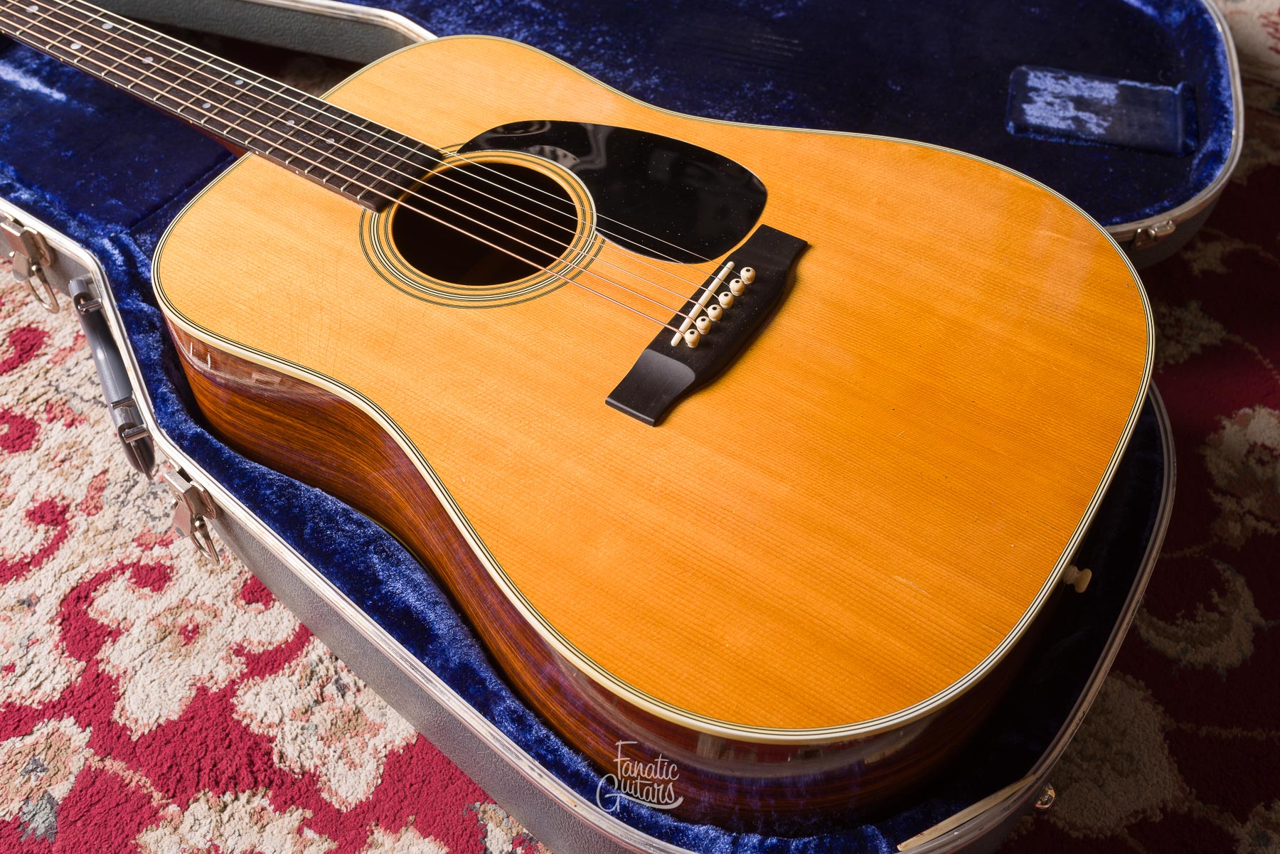 Martin Guitars D-28 1975 - Natural #358378 Second Hand