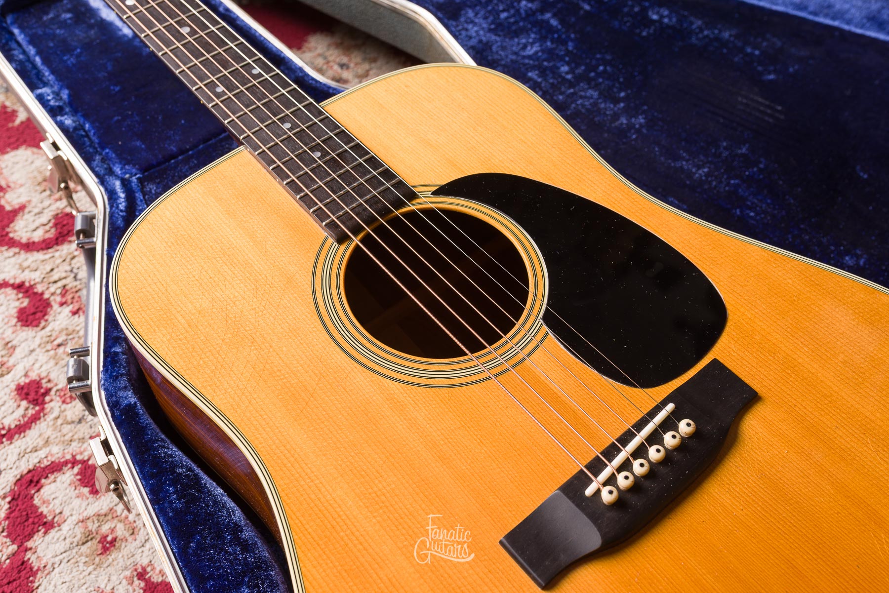 Martin Guitars D-28 1975 - Natural #358378 Second Hand