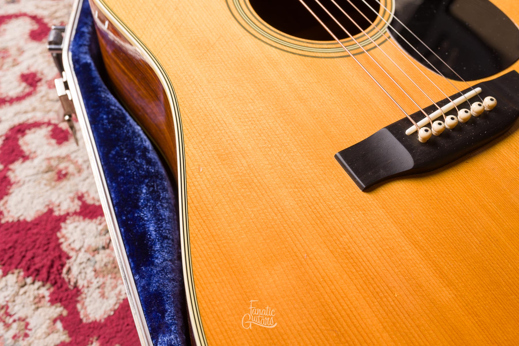 Martin Guitars D-28 1975 - Natural #358378 Second Hand