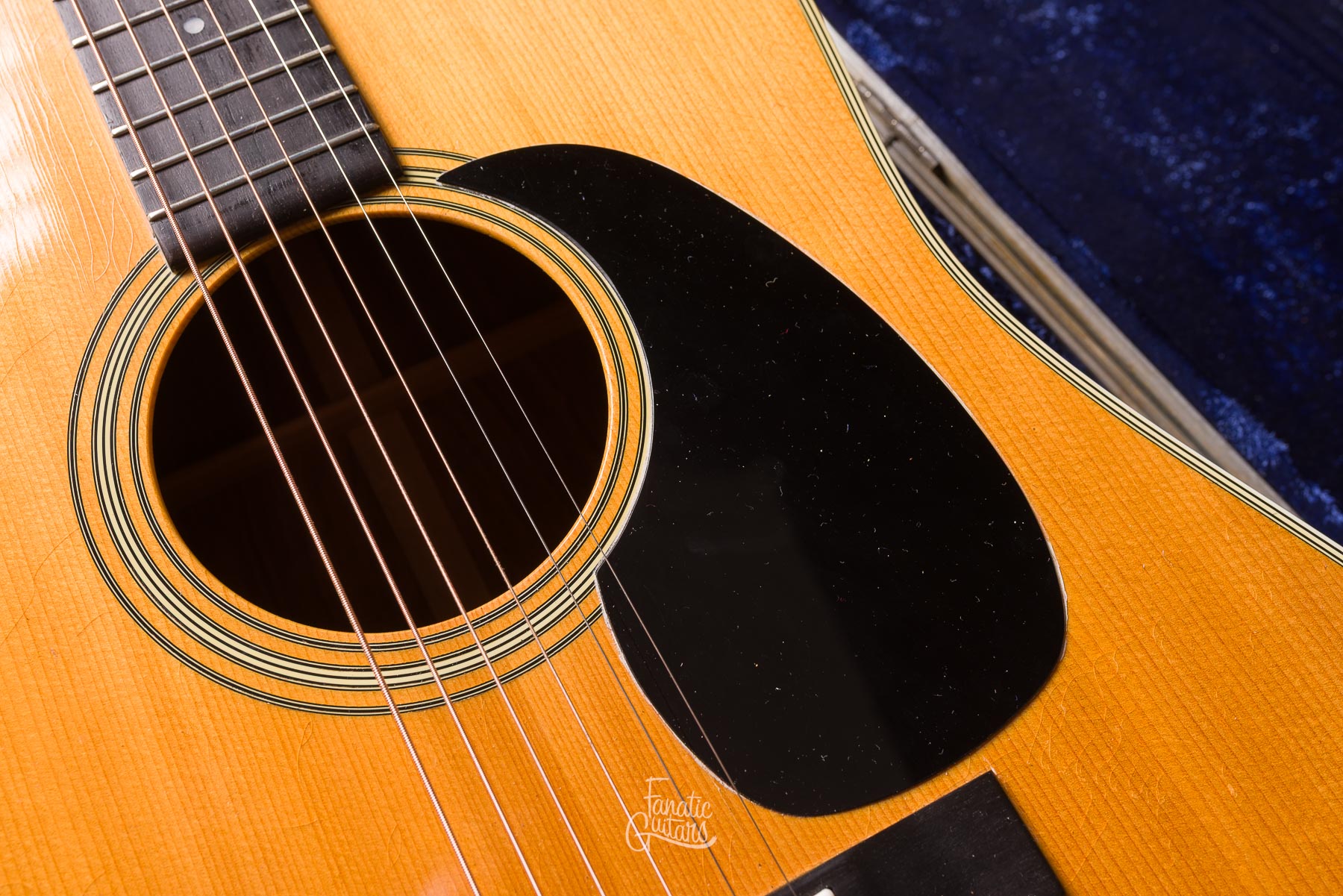 Martin Guitars D-28 1975 - Natural #358378 Second Hand