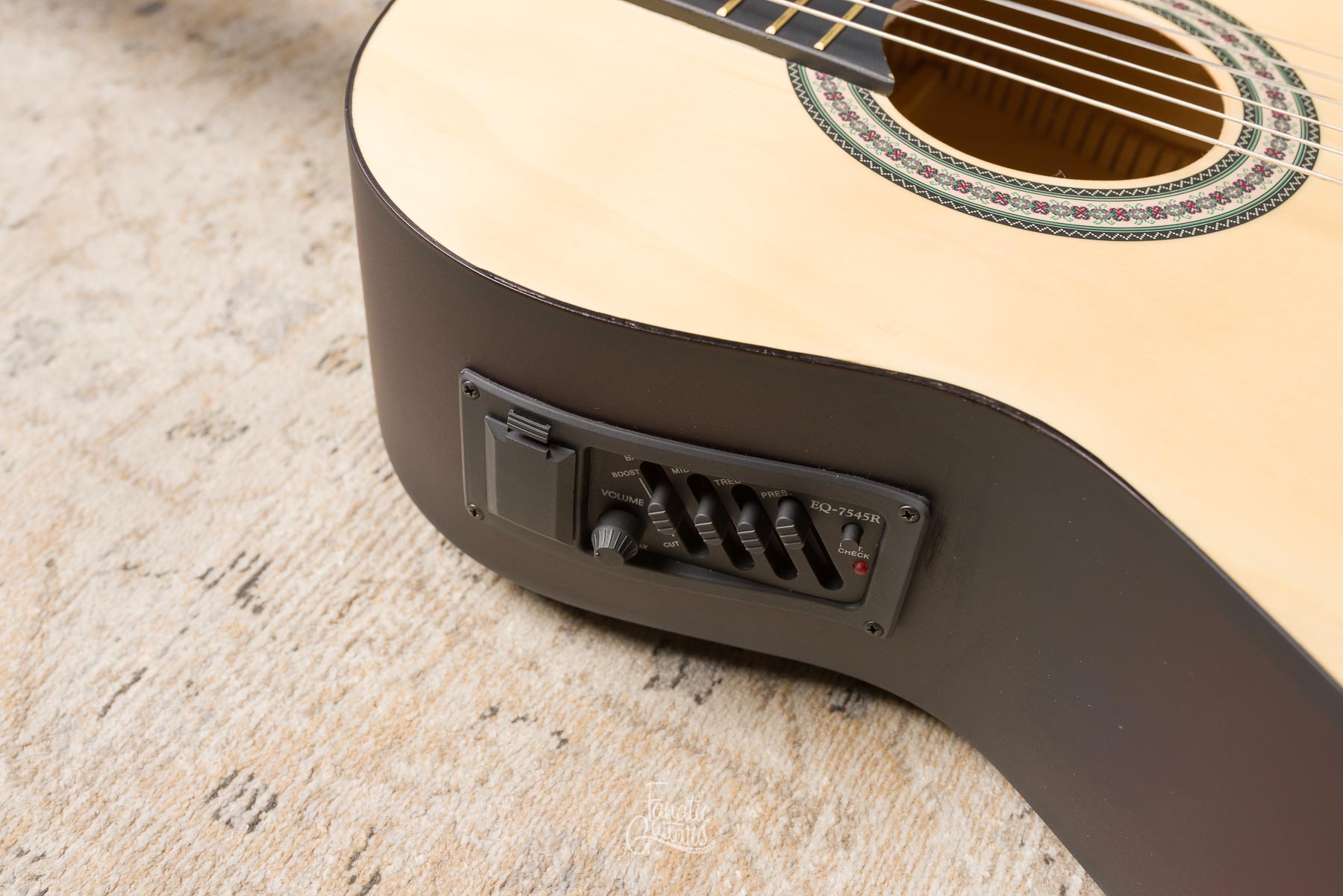Memphis CG100E Electro-Classical Guitar