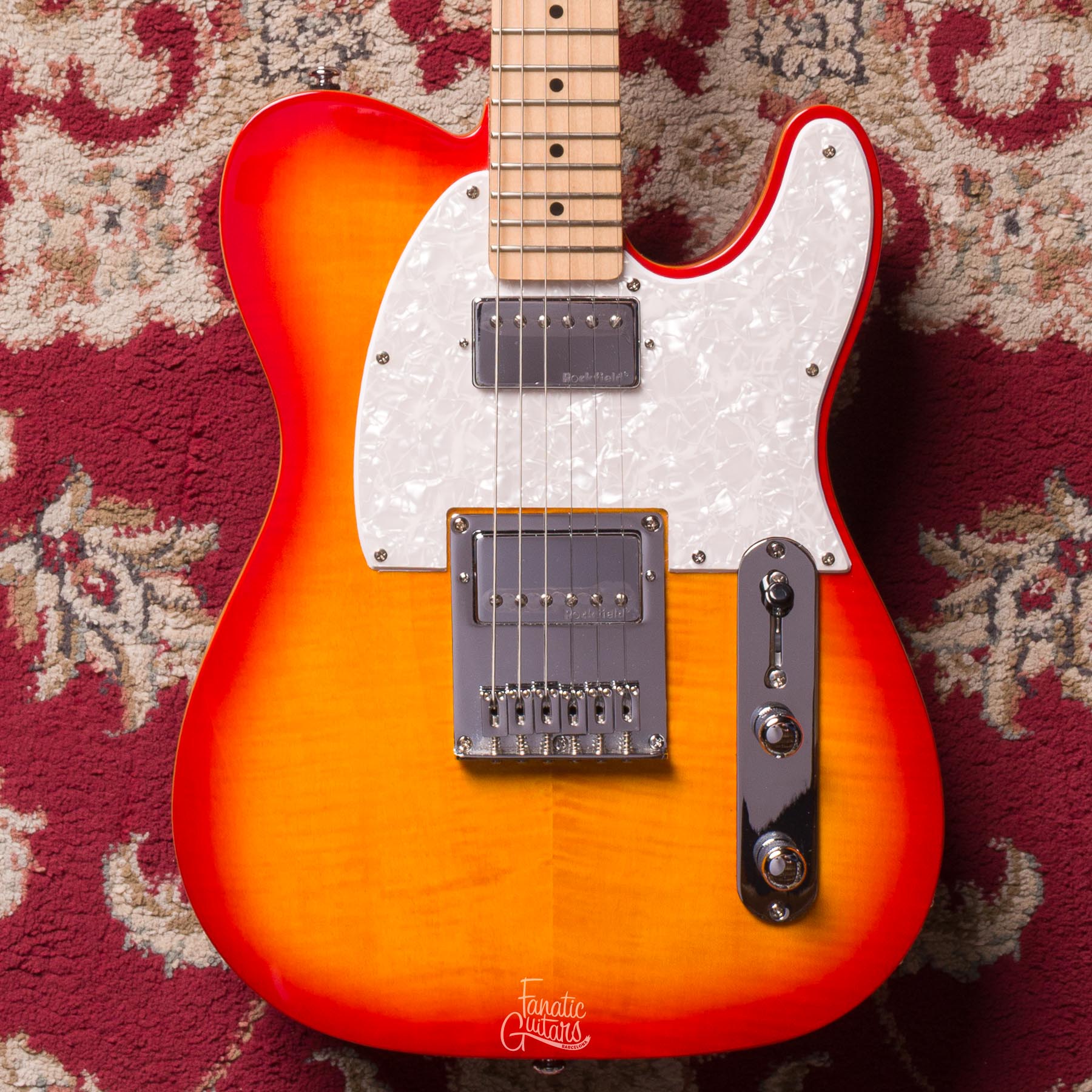 Michael Kelly 53DB - Cherry Sunburst #N07211014 Second Hand