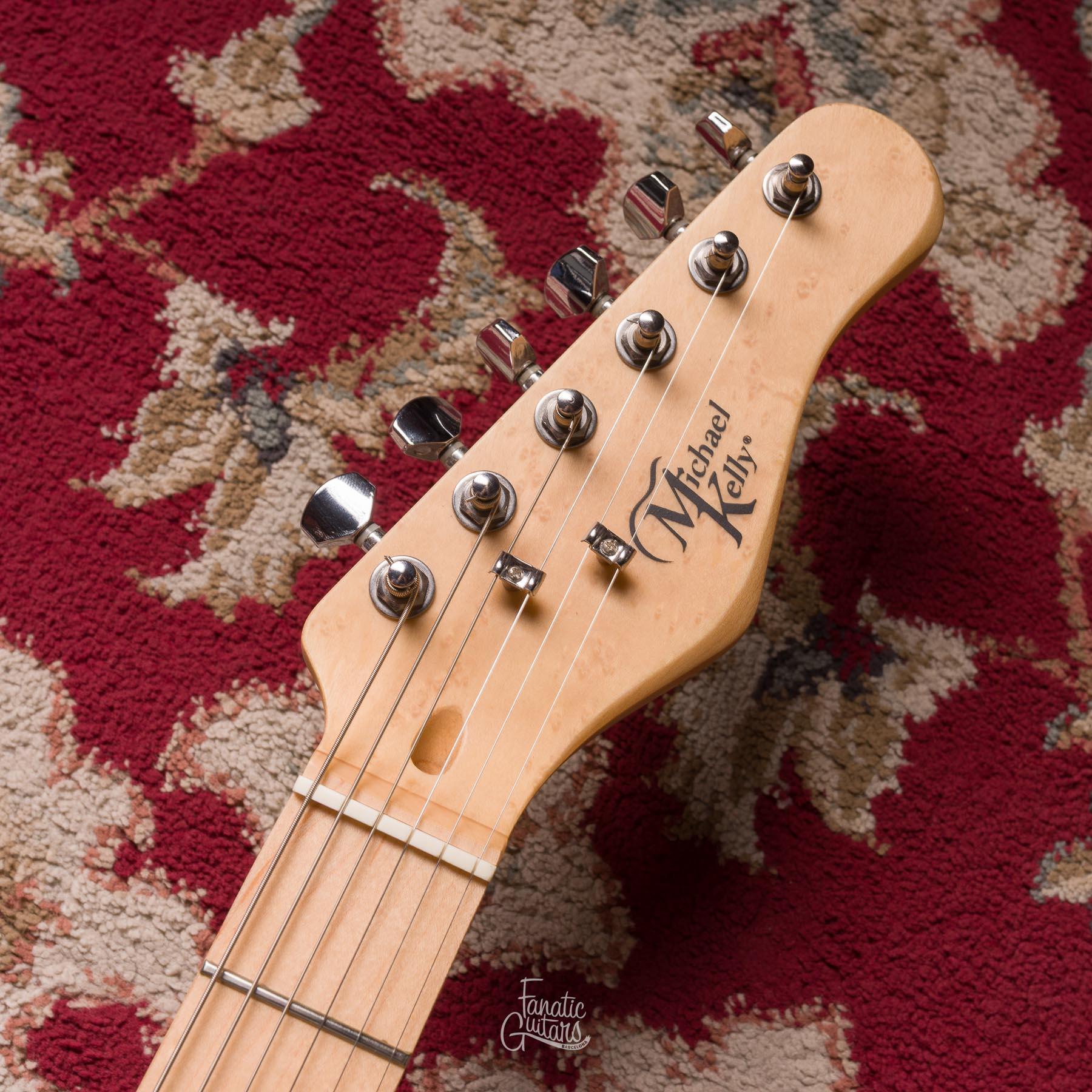 Michael Kelly 53DB - Cherry Sunburst #N07211014 Second Hand