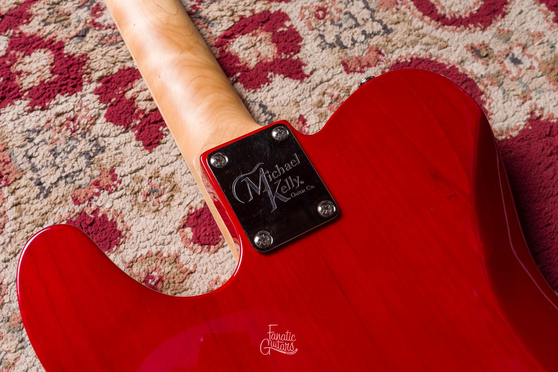 Michael Kelly 53DB - Cherry Sunburst #N07211014 Second Hand