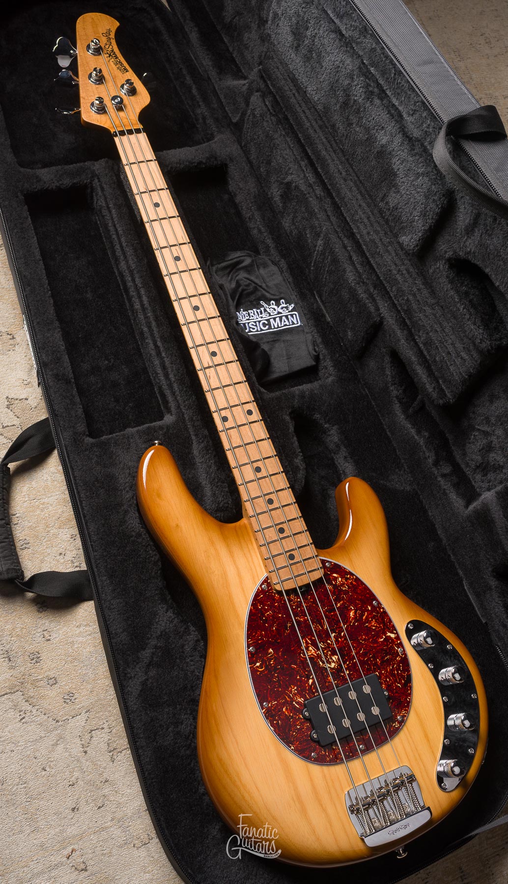 Music Man Stingray Special 4 H - Hot Honey Demo