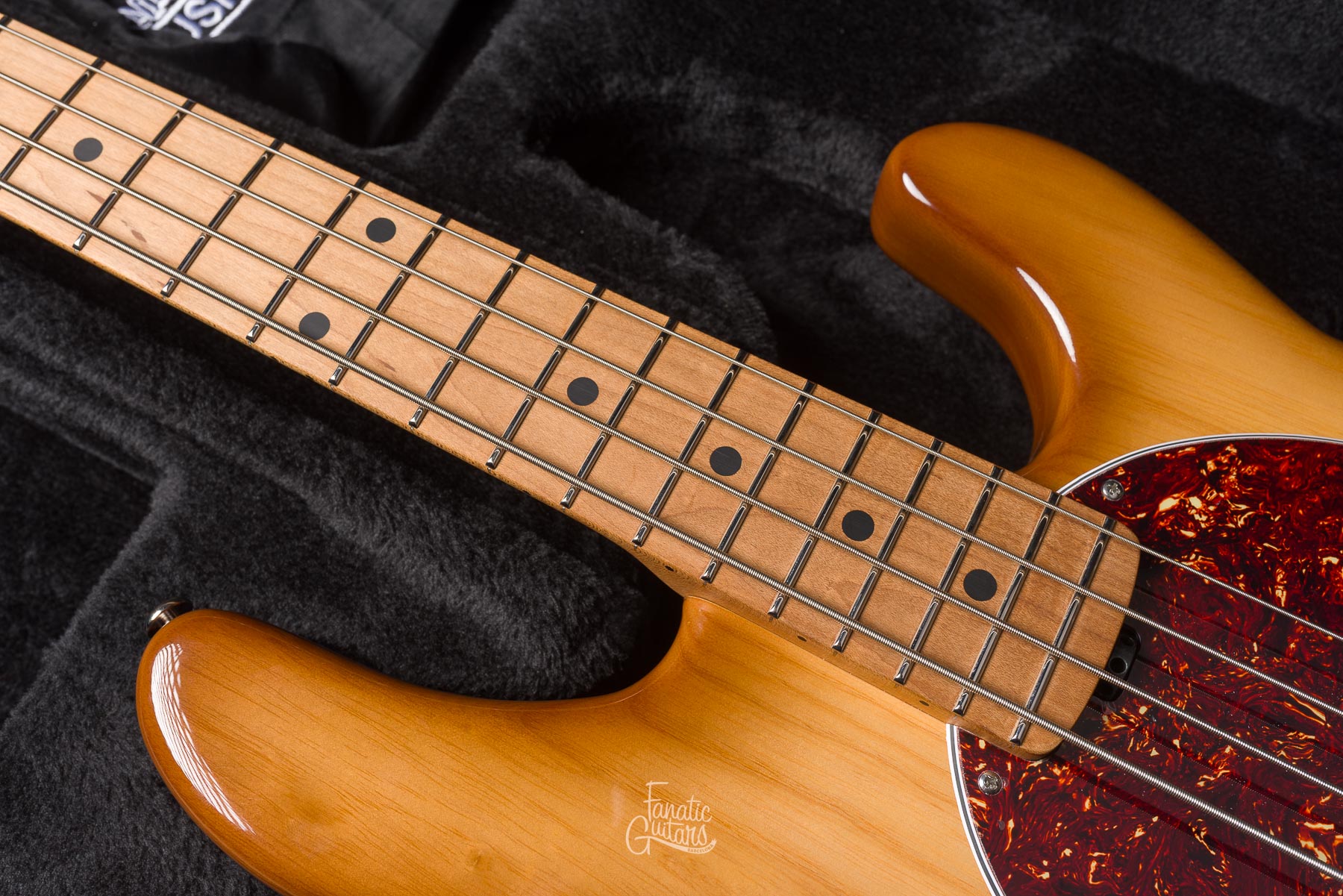 Music Man Stingray Special 4 H - Hot Honey Demo