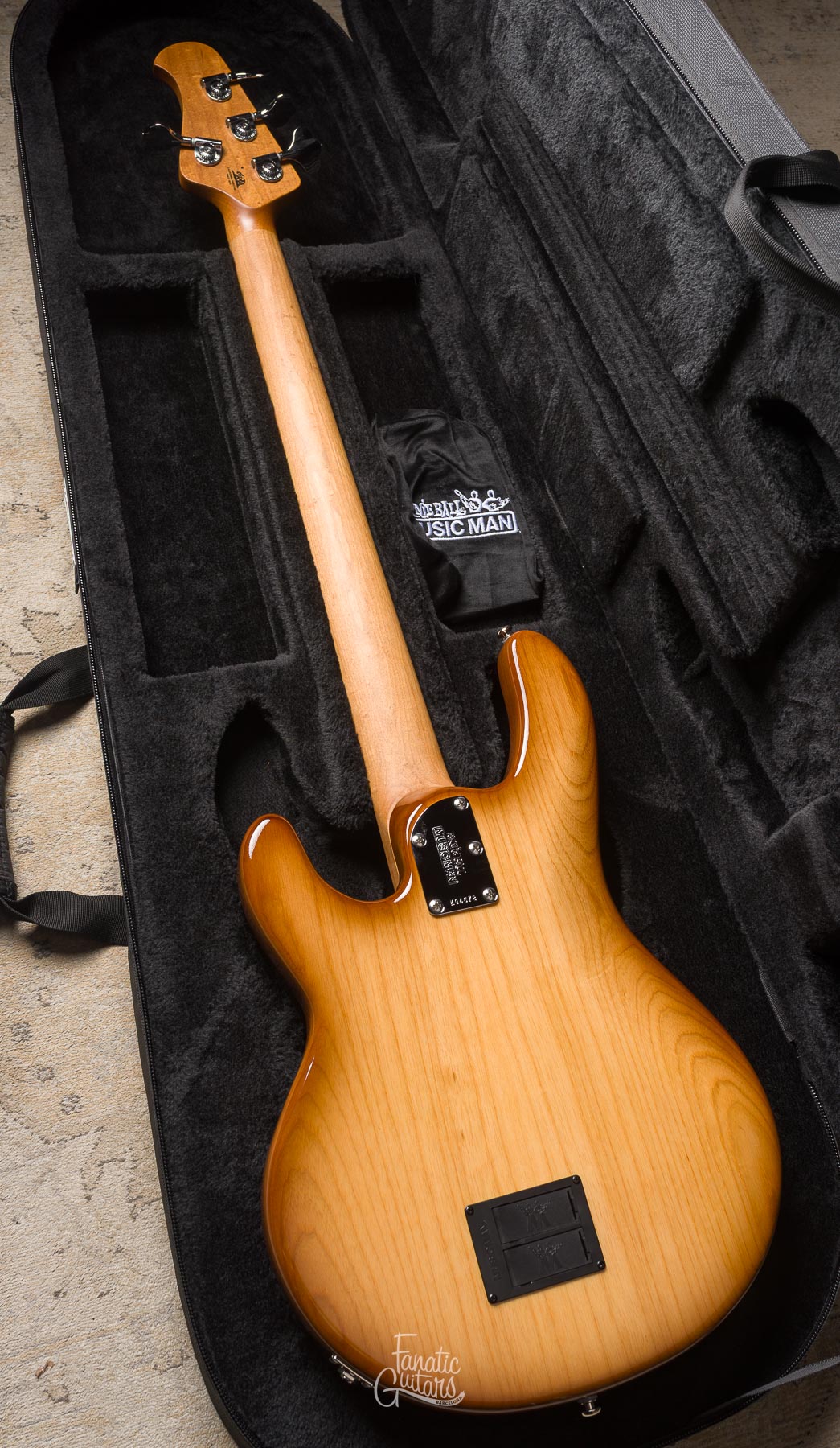 Music Man Stingray Special 4 H - Hot Honey Demo