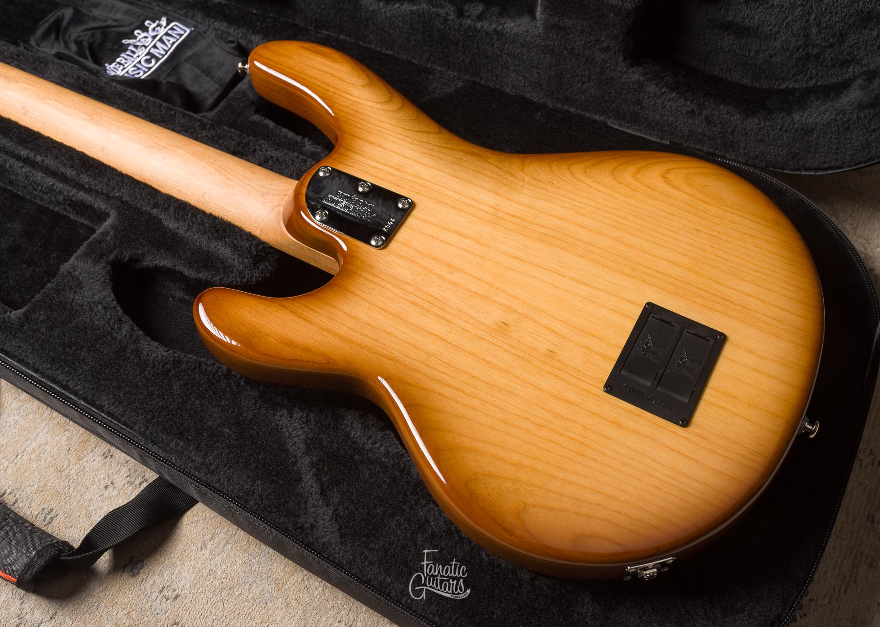 Music Man Stingray Special 4 H - Hot Honey Demo