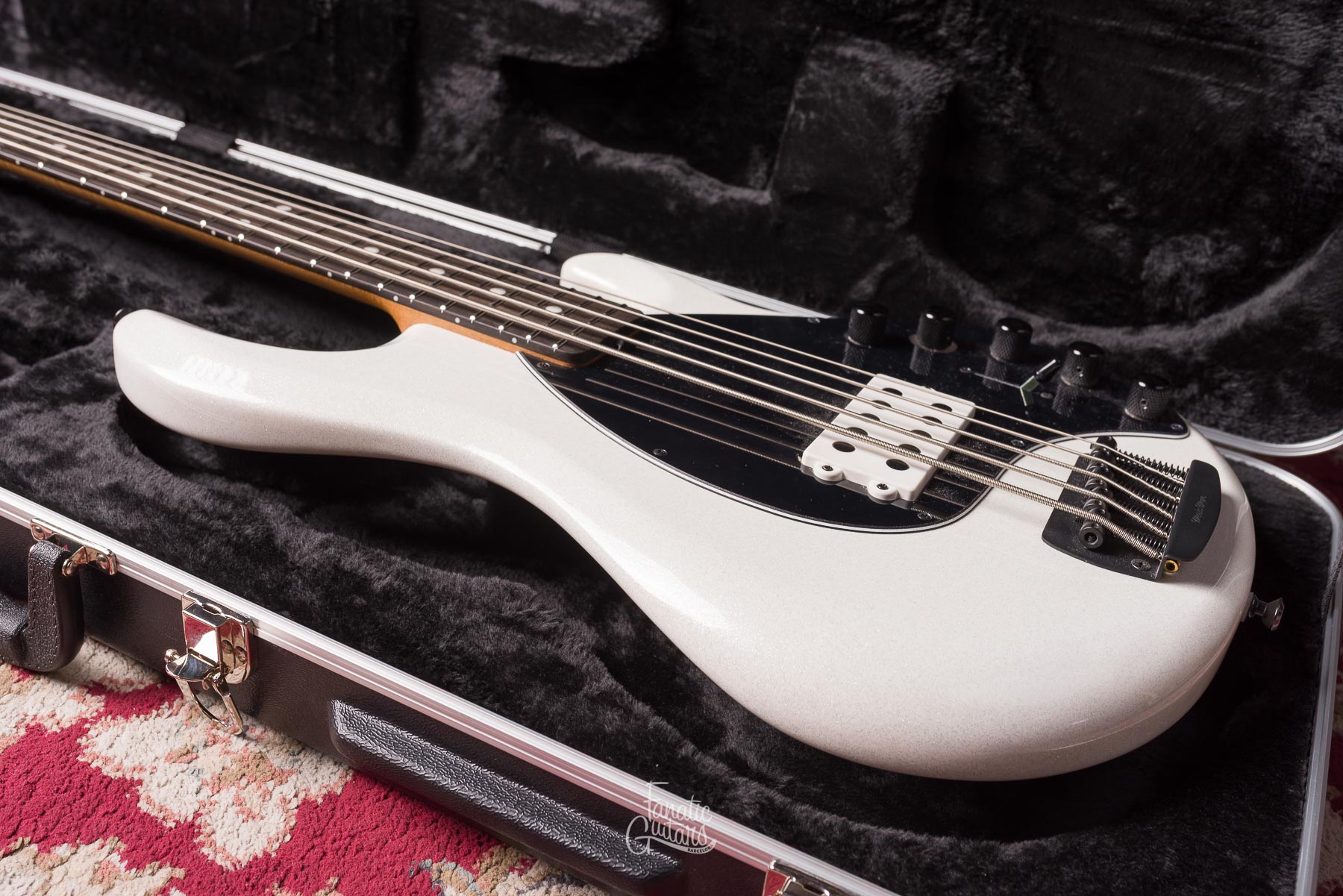 Music Man DarkRay 5 - White Sparkle Ltd #S07942 Second Hand