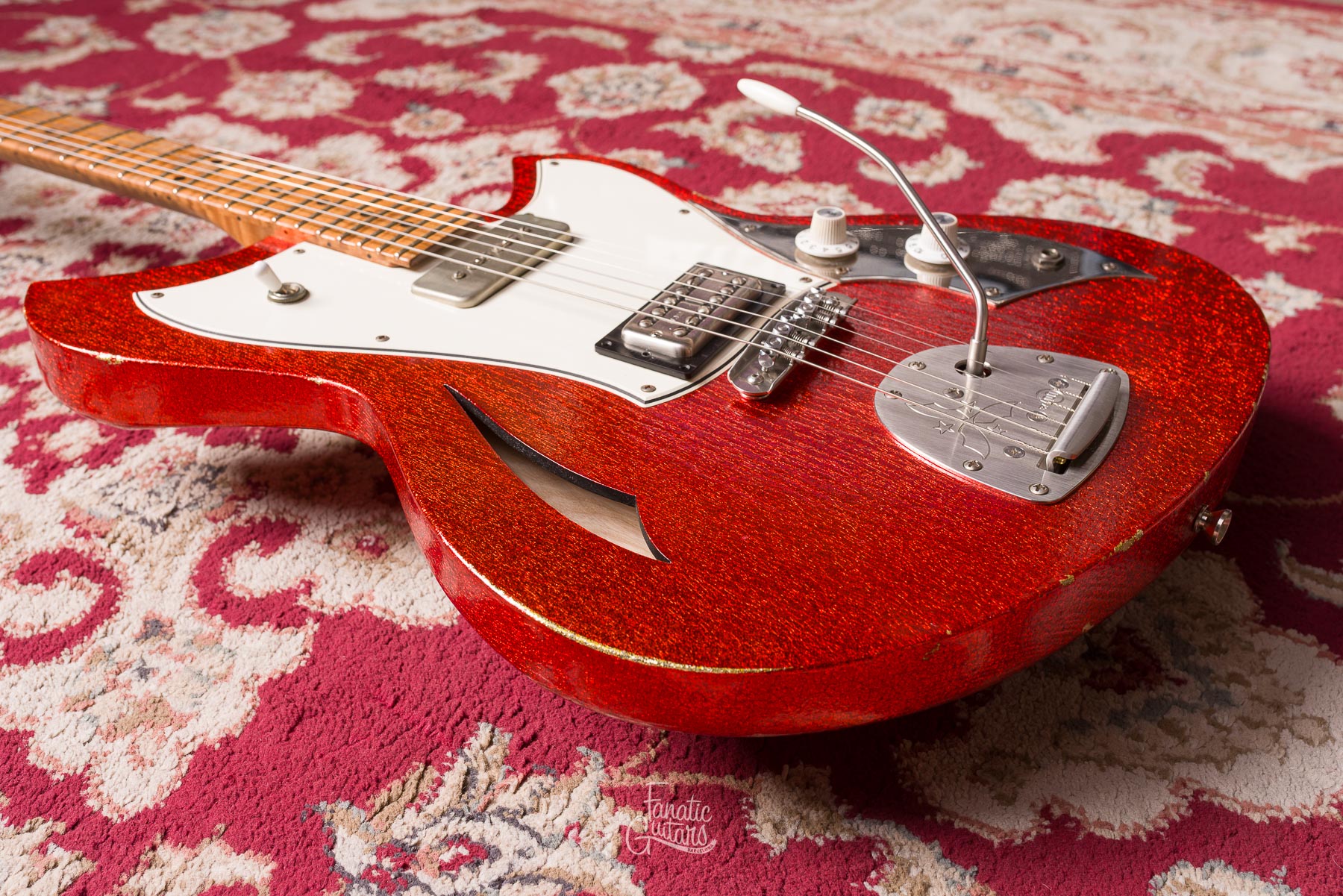 Novo Miris J - Candy Apple Red Sparkle #24370 Segunda Mano