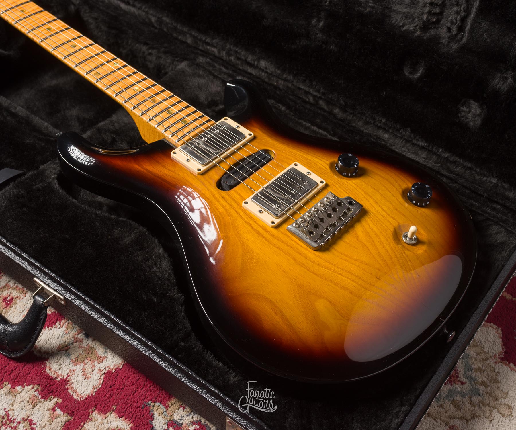 PRS CE 22 Swamp Ash Special 2002 - Sunburst #SA801682 Second Hand
