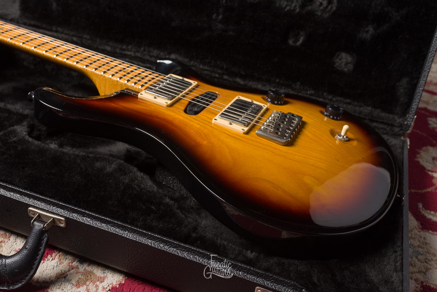 PRS CE 22 Swamp Ash Special 2002 - Sunburst #SA801682 Second Hand