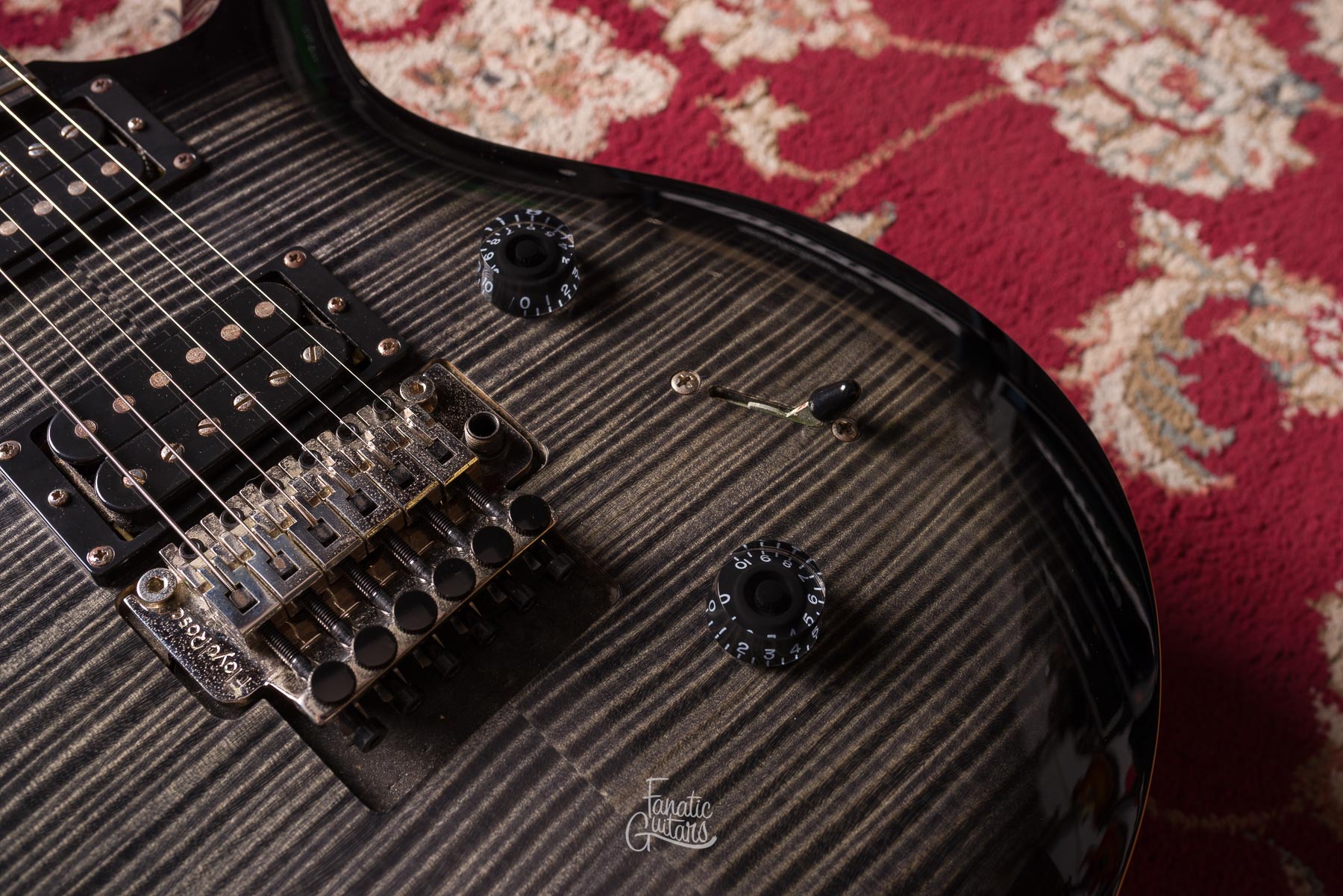 PRS SE Custom 24 "Floyd" - Charcoal Burst #CTID01011 Segunda Mano