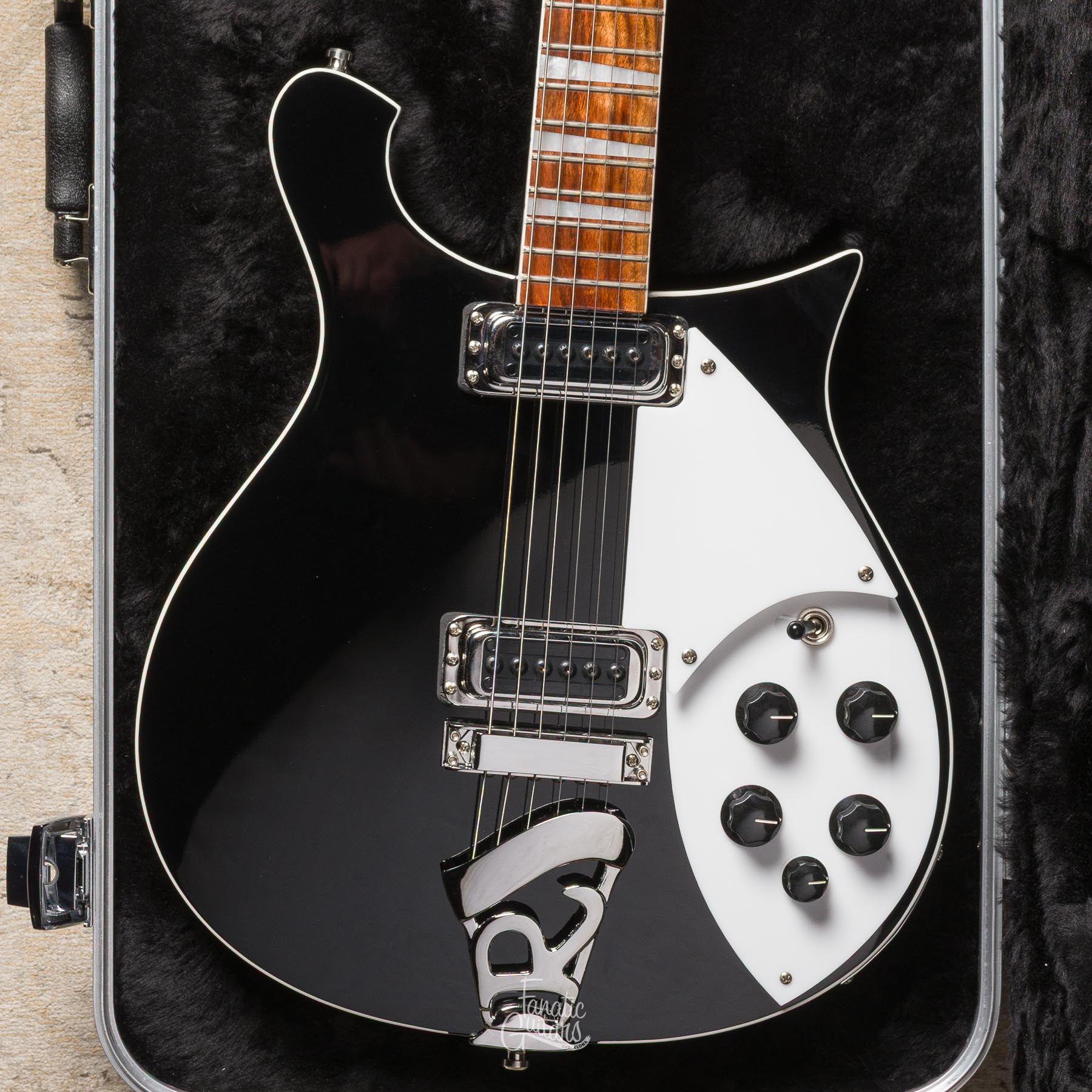 Rickenbacker 620 JG - Jetglo