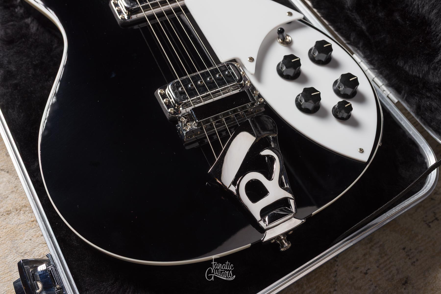 Rickenbacker 620 JG - Jetglo