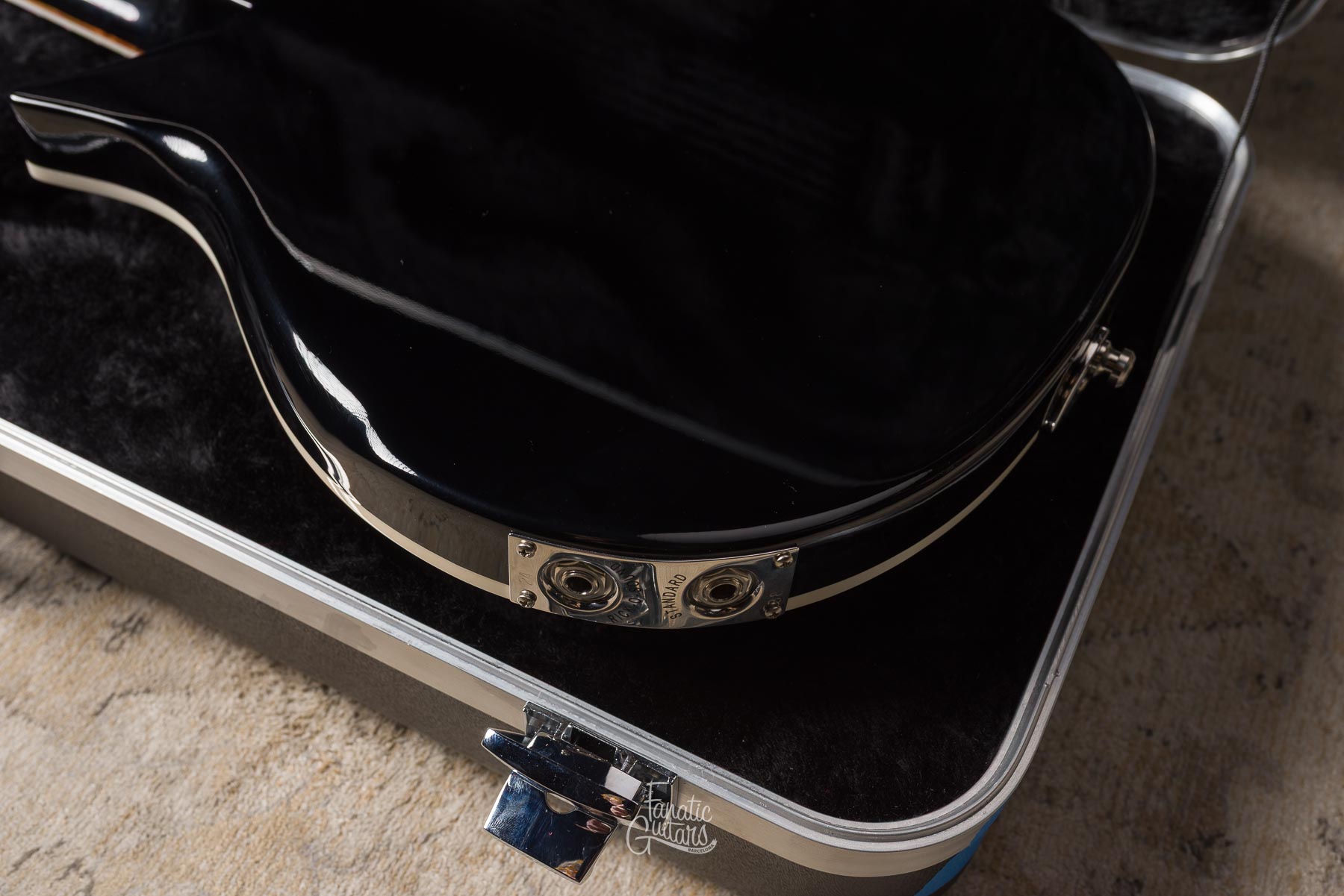 Rickenbacker 620 JG - Jetglo