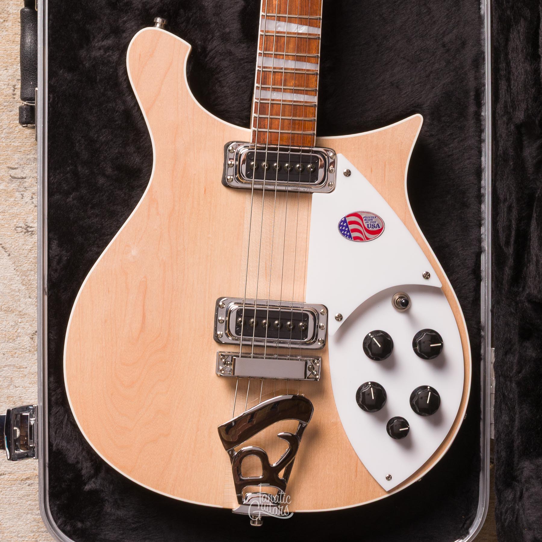 Rickenbacker 620 Maple Glow #2404787 Segunda Mano