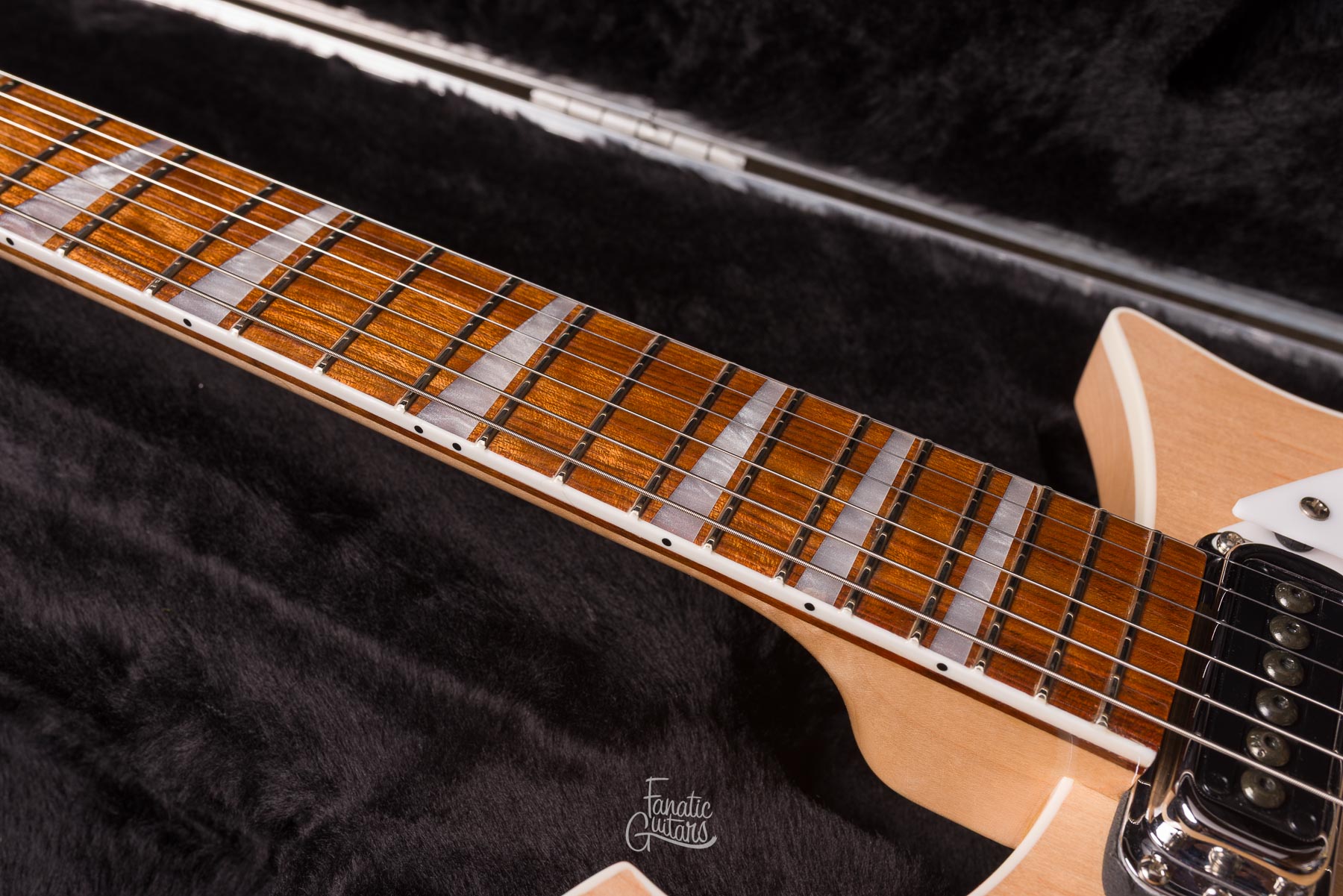 Rickenbacker 620 Maple Glow #2404787 Second Hand