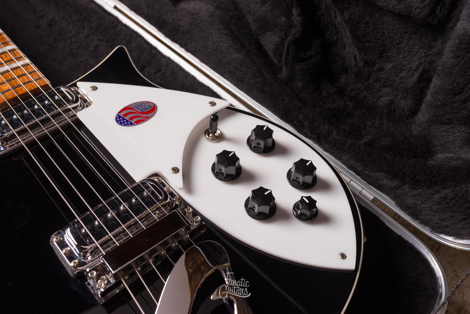 Rickenbacker 620 Jetglo