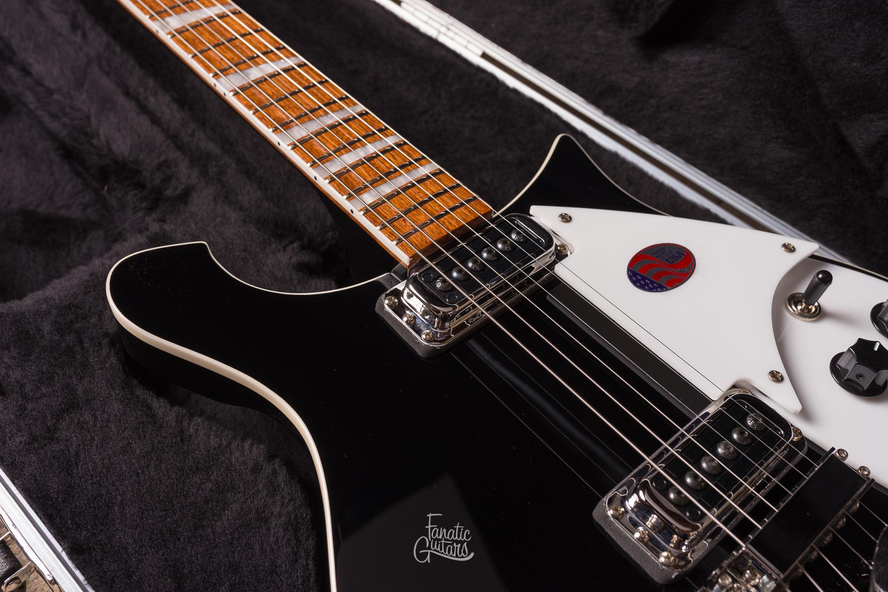 Rickenbacker 620 Jetglo